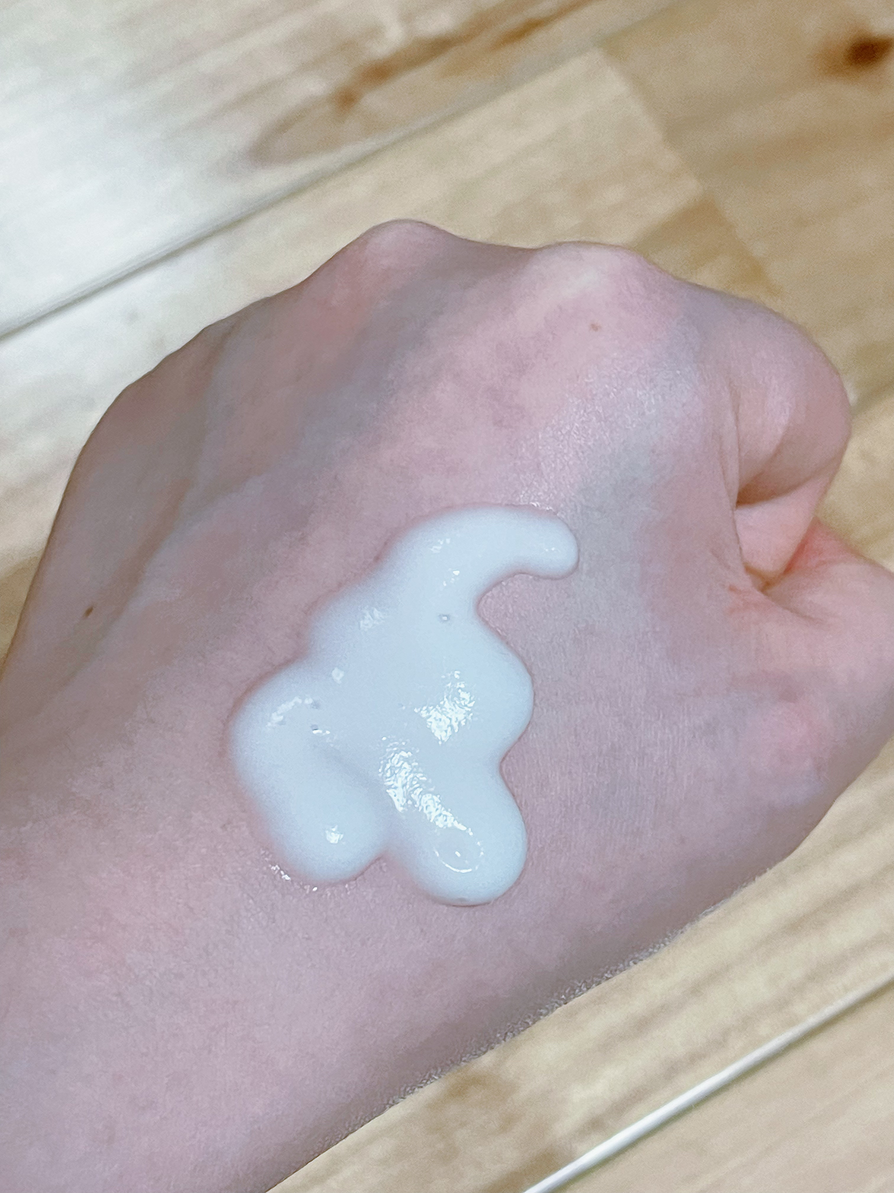 PHセンシティブクラウドピーリングジェル/SAM'U/ピーリングを使ったクチコミ（3枚目）