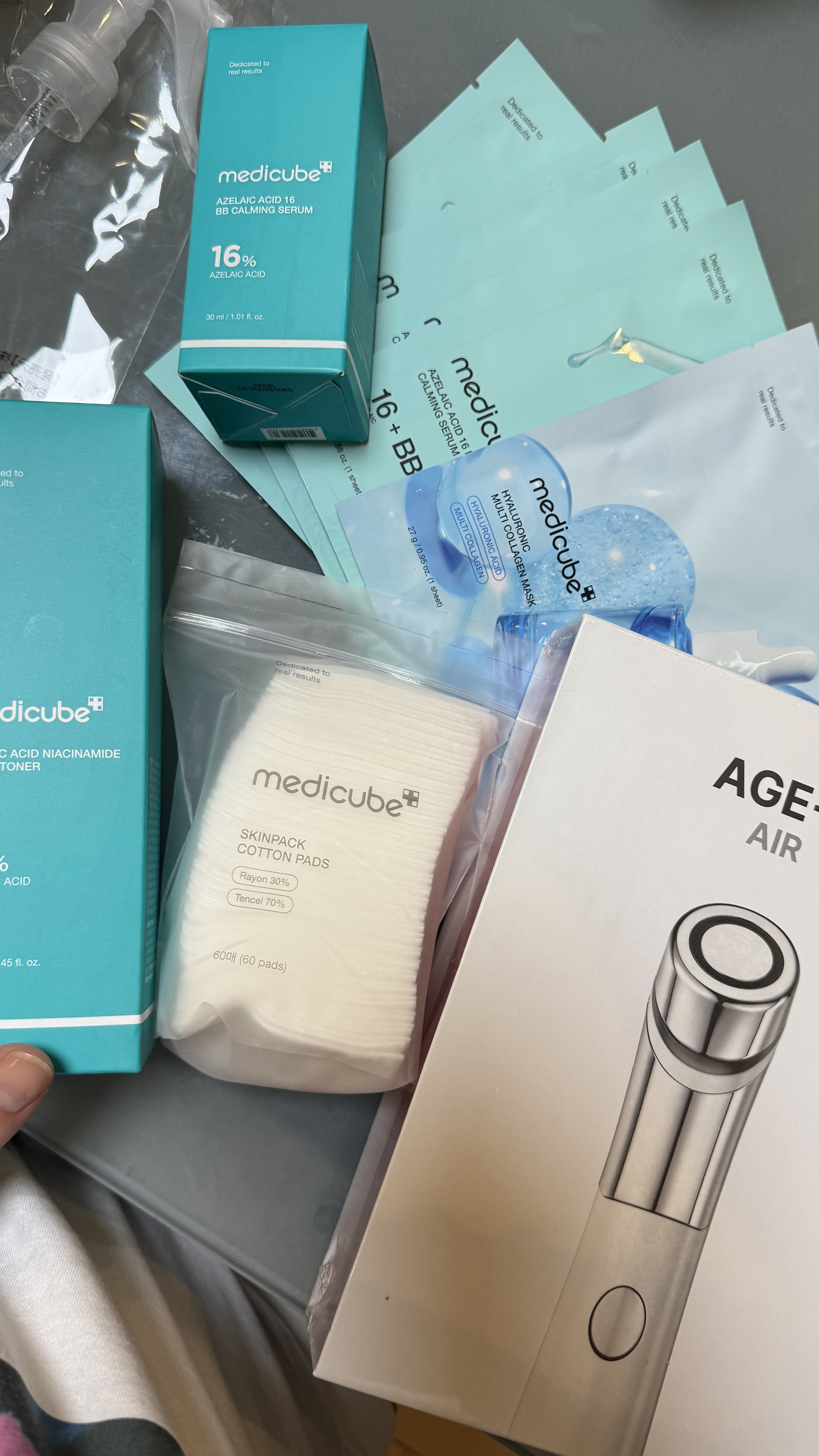 AGE-Rダーマエアショット/MEDICUBE/美顔器・マッサージを使ったクチコミ（2枚目）