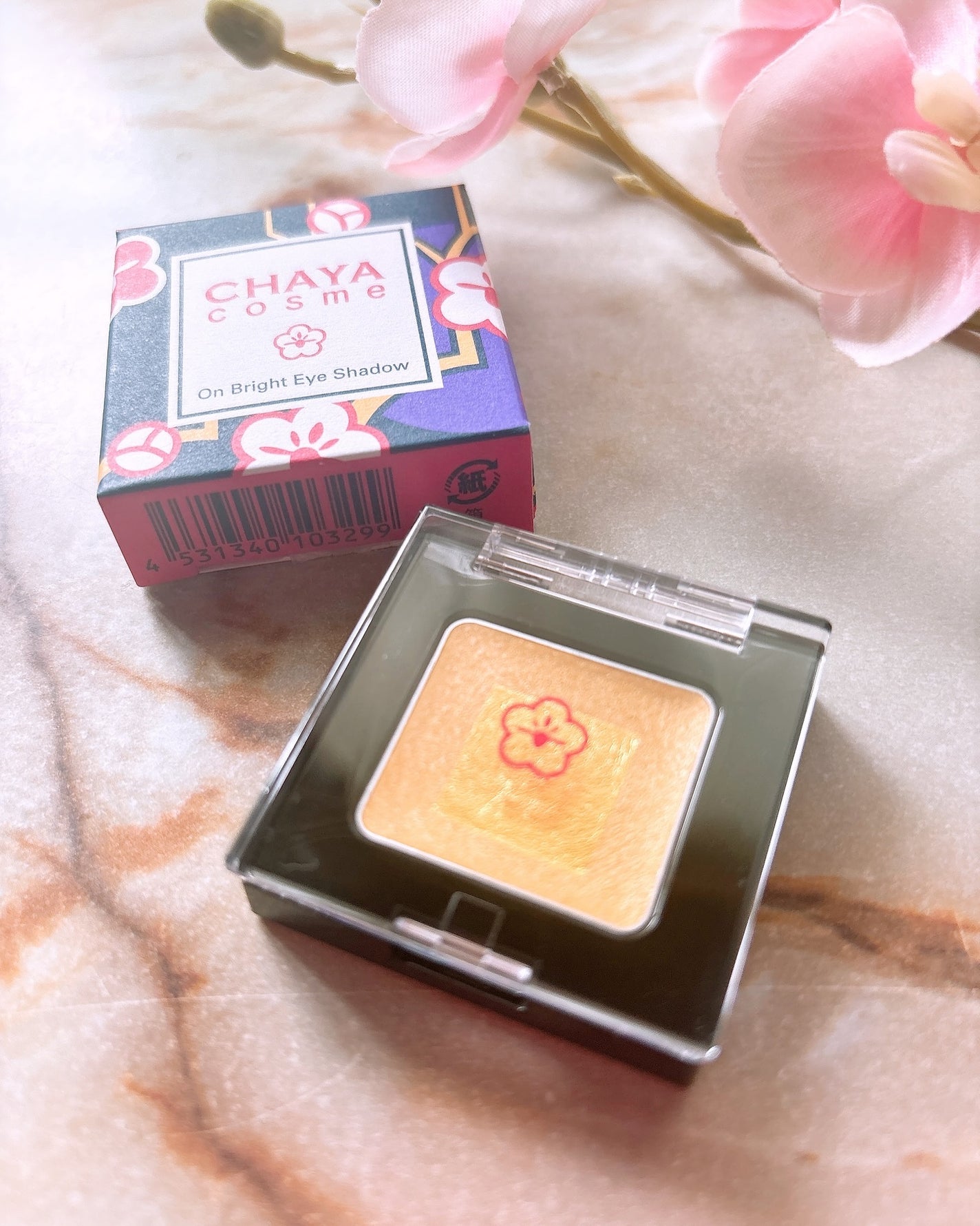 れいか on LIPS 「✨金箔が導く、印象的なまなざしへ✨@chayacosmeオンブ..」(5枚目)