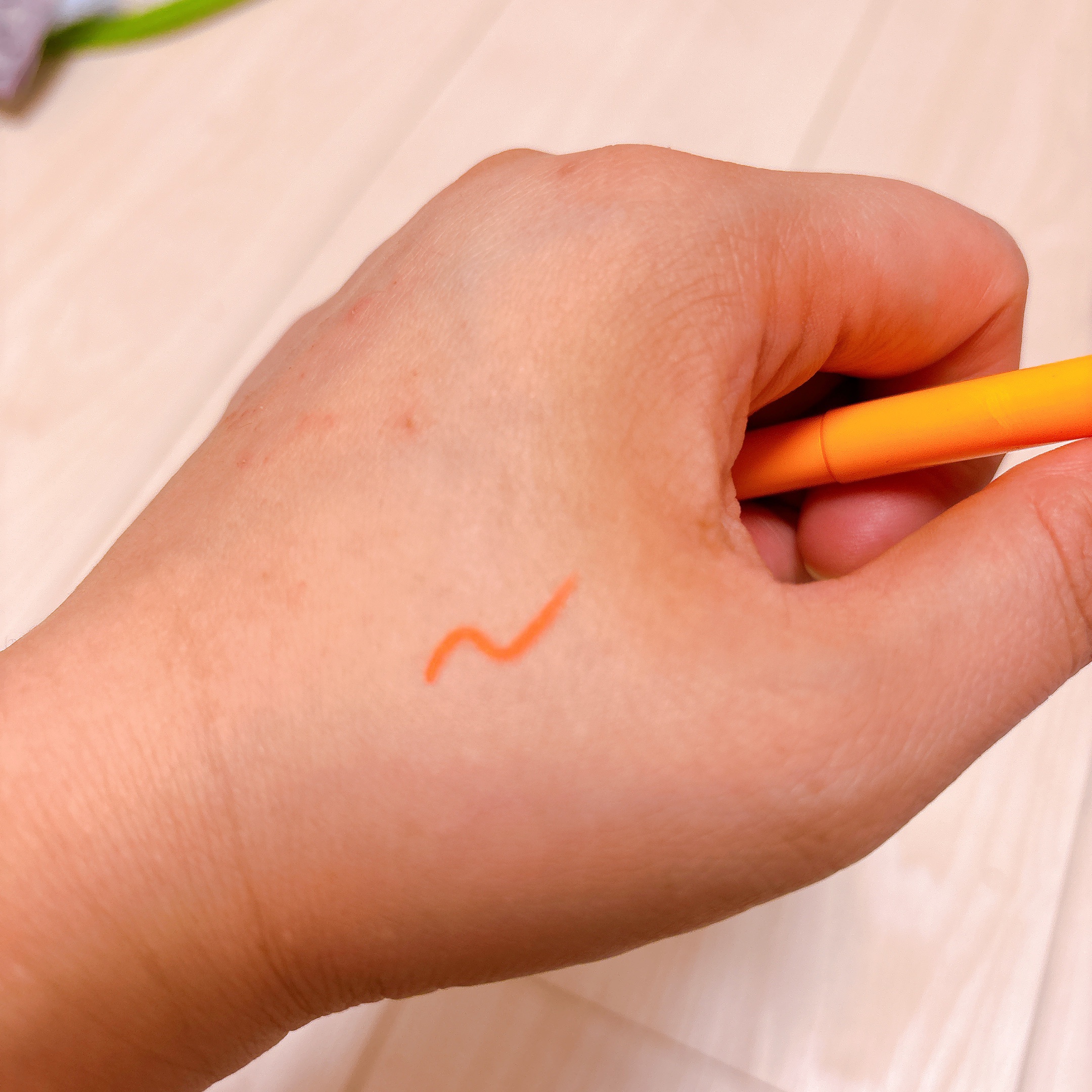 Creme Gel Liner/ColourPop/ペンシルアイライナーを使ったクチコミ（2枚目）