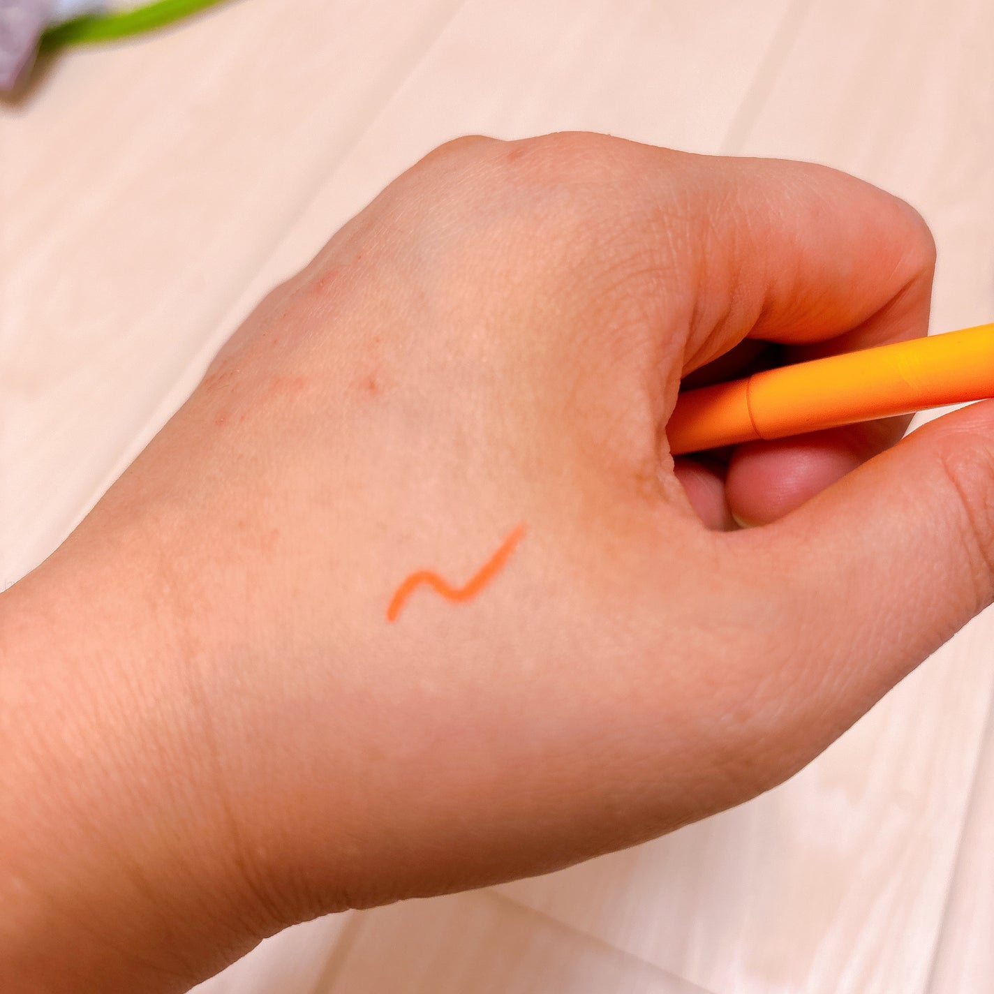 Creme Gel Liner/ColourPop/ペンシルアイライナーを使ったクチコミ(2枚目)