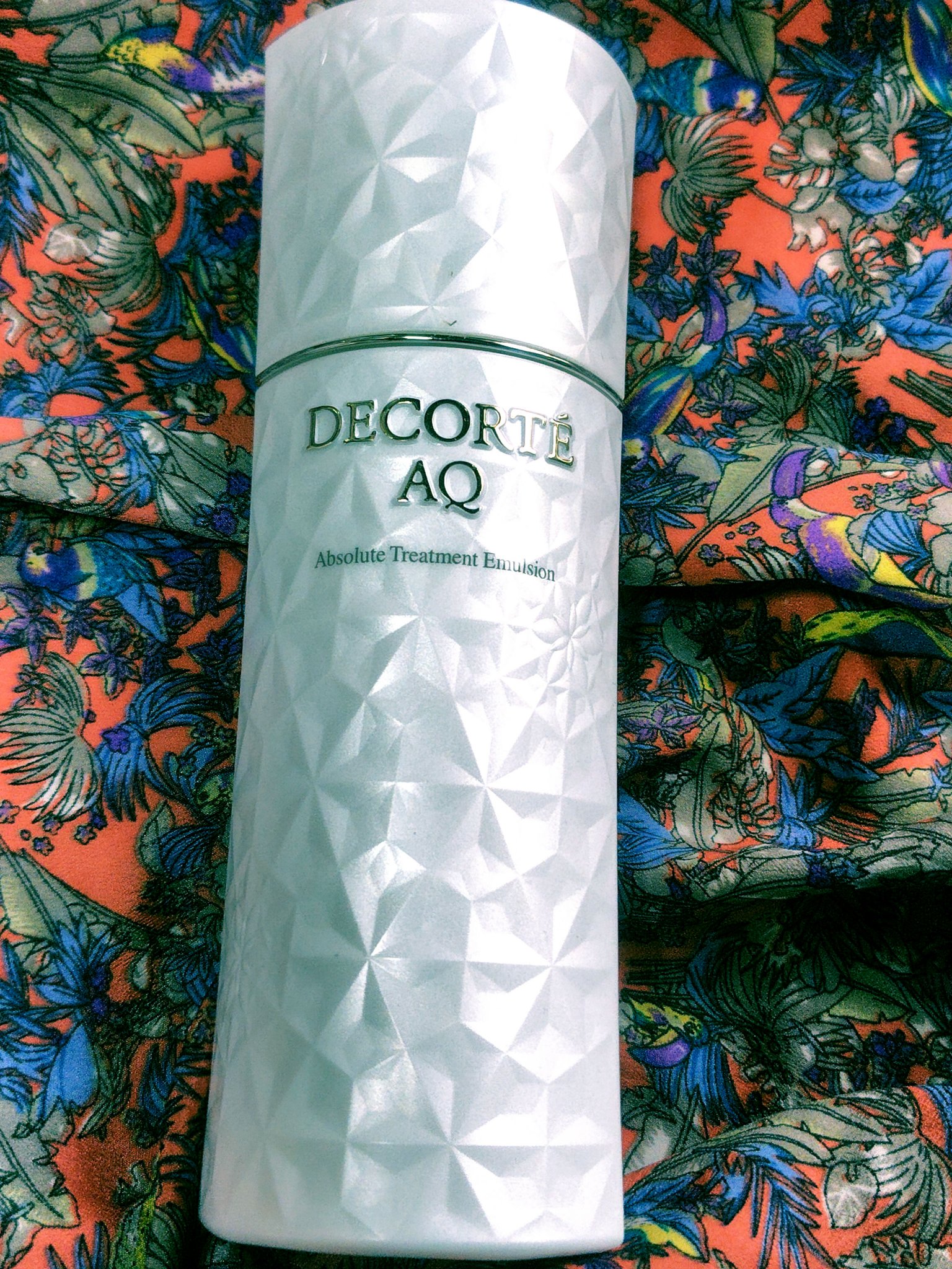 AQ アブソリュート エマルジョン マイクロラディアンス Ⅲ/DECORTÉ/乳液を使ったクチコミ（1枚目）