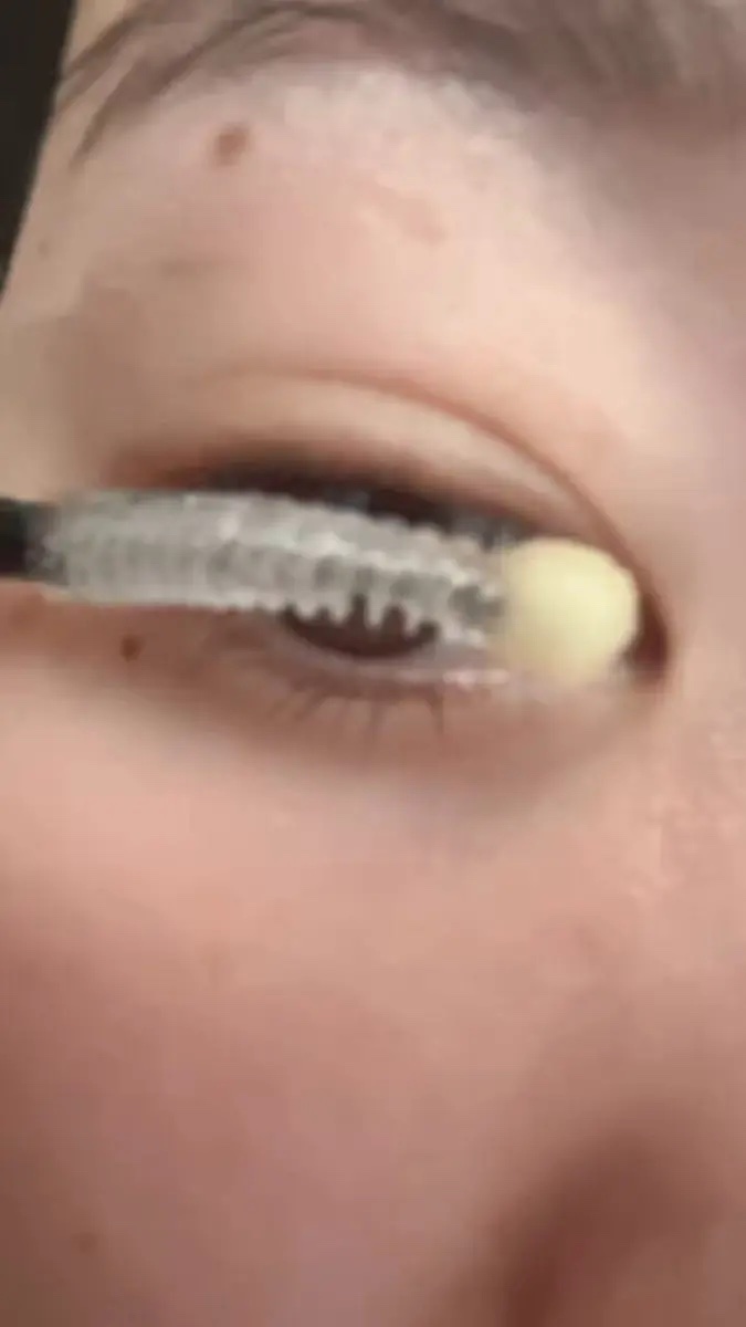 アイラッシュエッセンシャルセラム/epais/まつげ美容液を使ったクチコミ（3枚目）