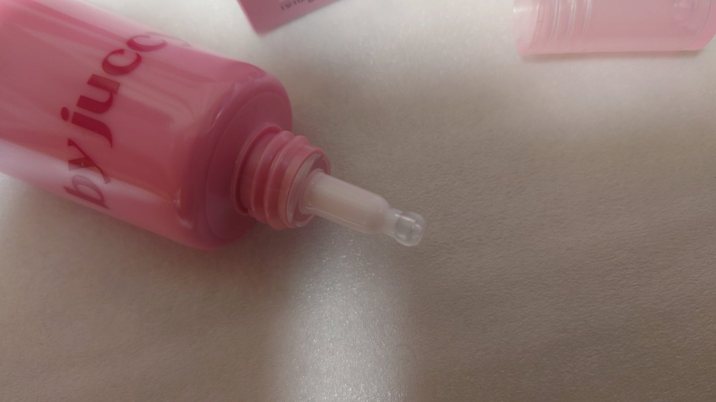 Gooseberry Juicy Glow-up Sun Serum/By Juccy/日焼け止めミルクを使ったクチコミ(2枚目)