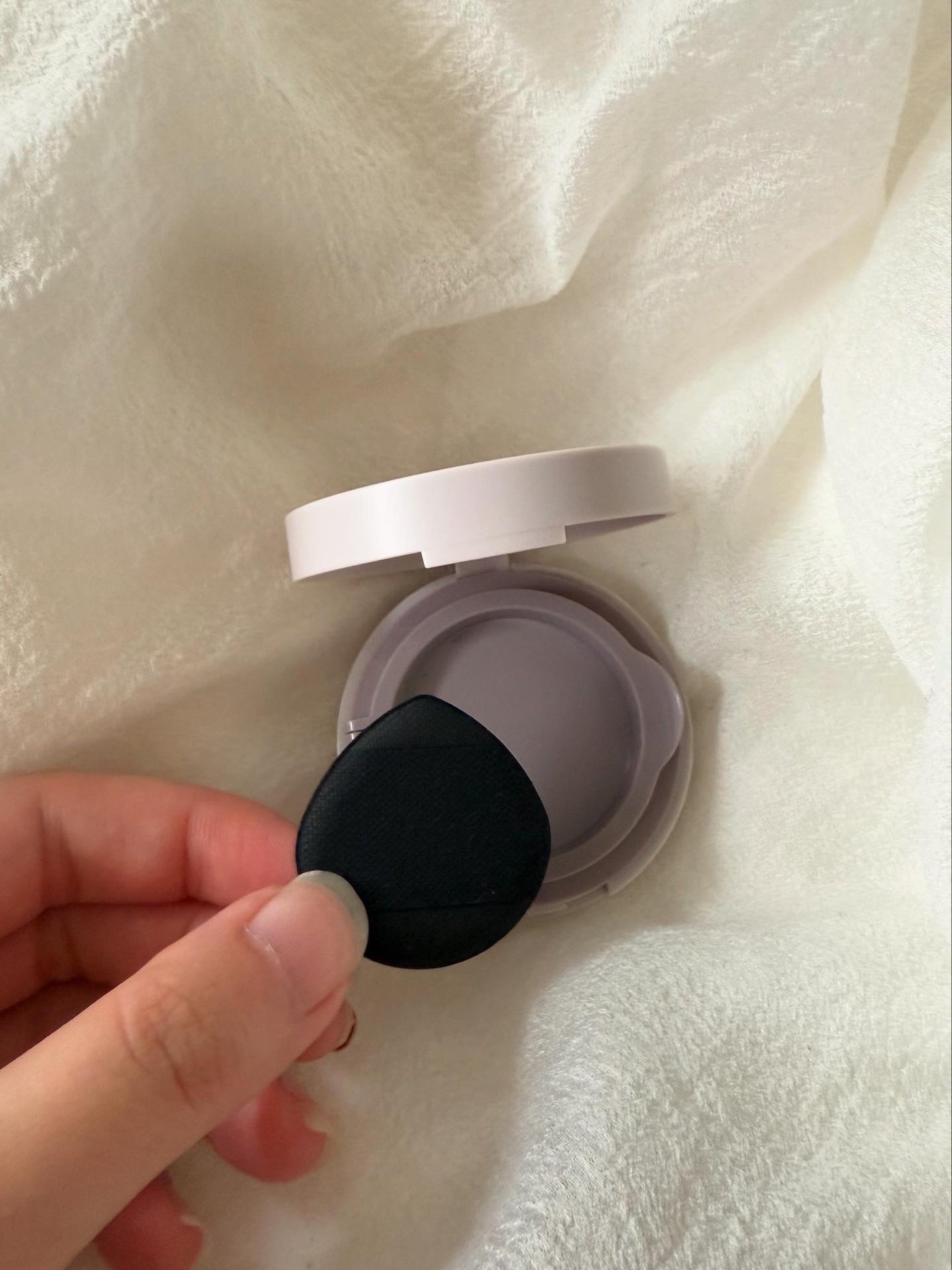 スーン クッションコンシーラー /エリザベス/クッションファンデーションを使ったクチコミ(3枚目)