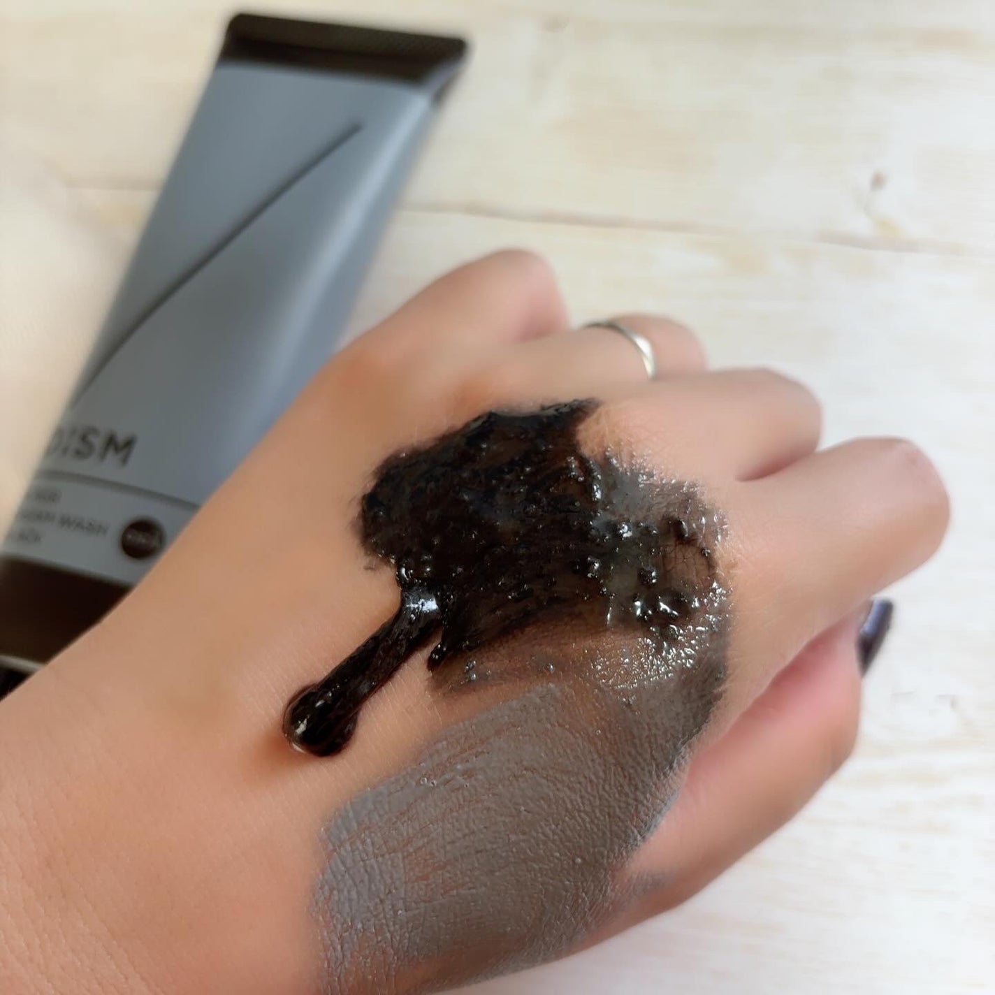 ディズム スクラブクリームウォッシュ ブラック/DISM/洗顔フォームを使ったクチコミ(3枚目)