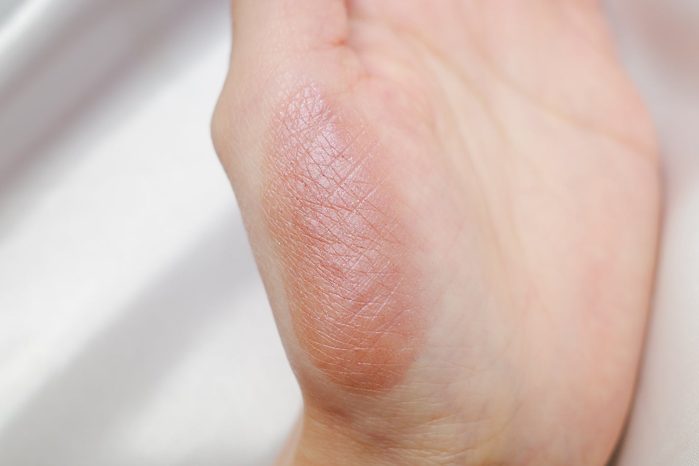 トーン タッチ アイズ/SUQQU/単色アイシャドウを使ったクチコミ(2枚目)