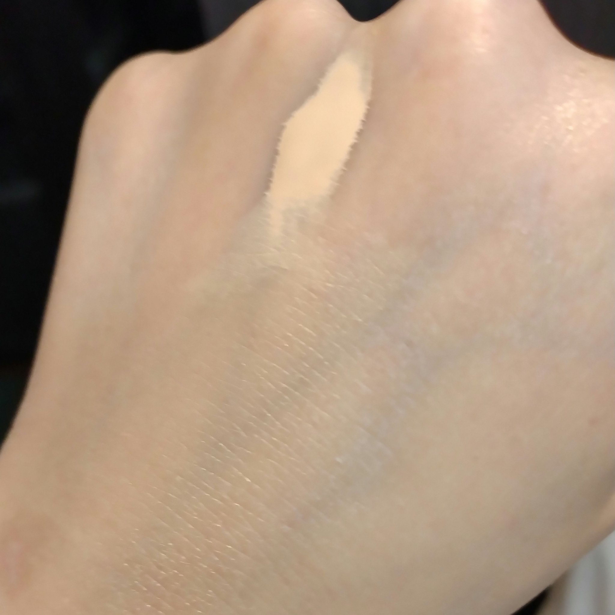 ラスティングカバーファンデーション 10 明るいオークル系/CEZANNE/リキッドファンデーションを使ったクチコミ（1枚目）