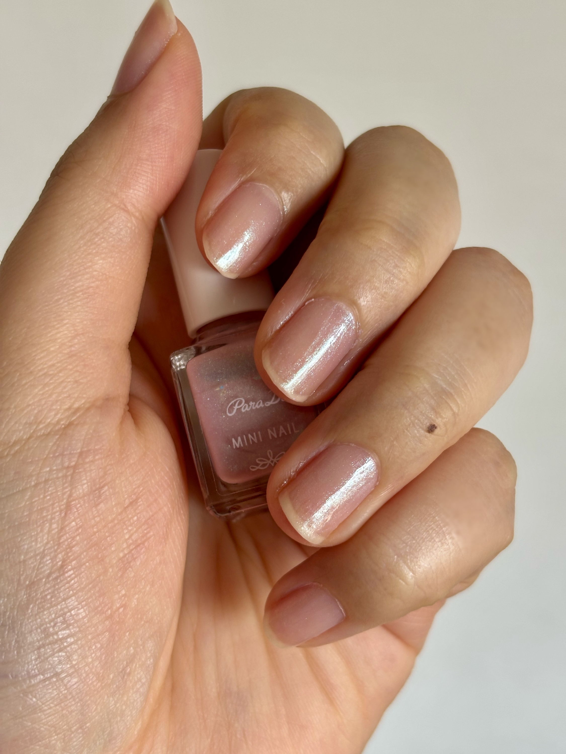 ミニネイル PK20 虹色幸運(ハピラキ)/パラドゥ/マニキュアを使ったクチコミ（2枚目）