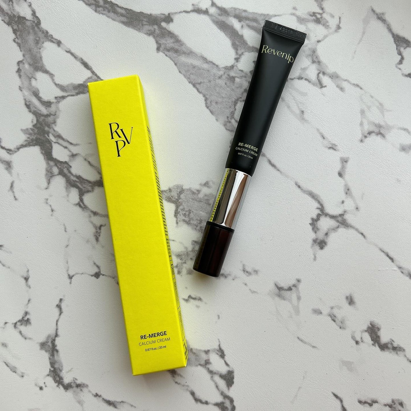 リマージカルシウム振動アイクリーム/REVENIP/フェイスクリームを使ったクチコミ(1枚目)