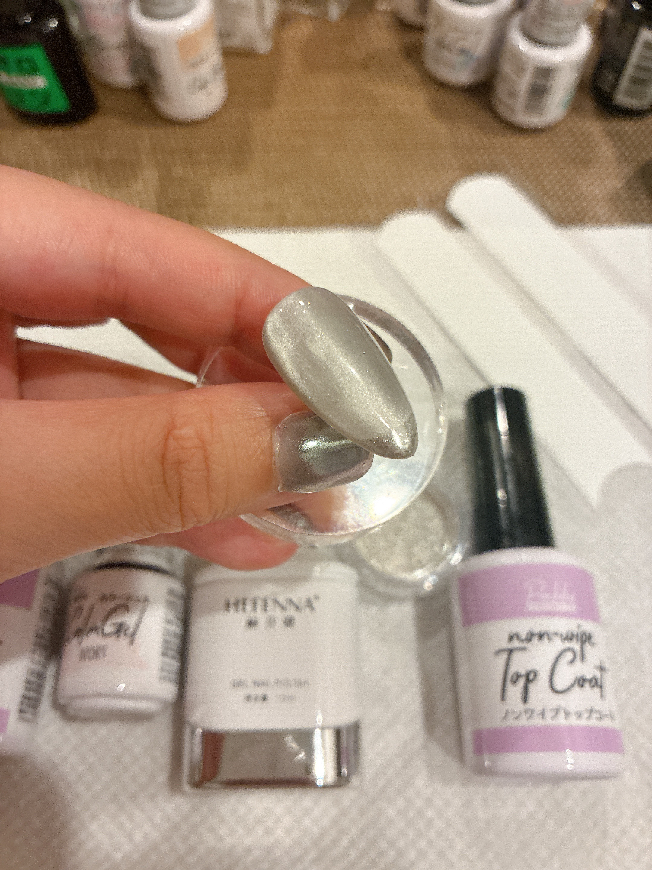 ミラーネイルパウダー/DAISO/ネイル用品を使ったクチコミ（3枚目）