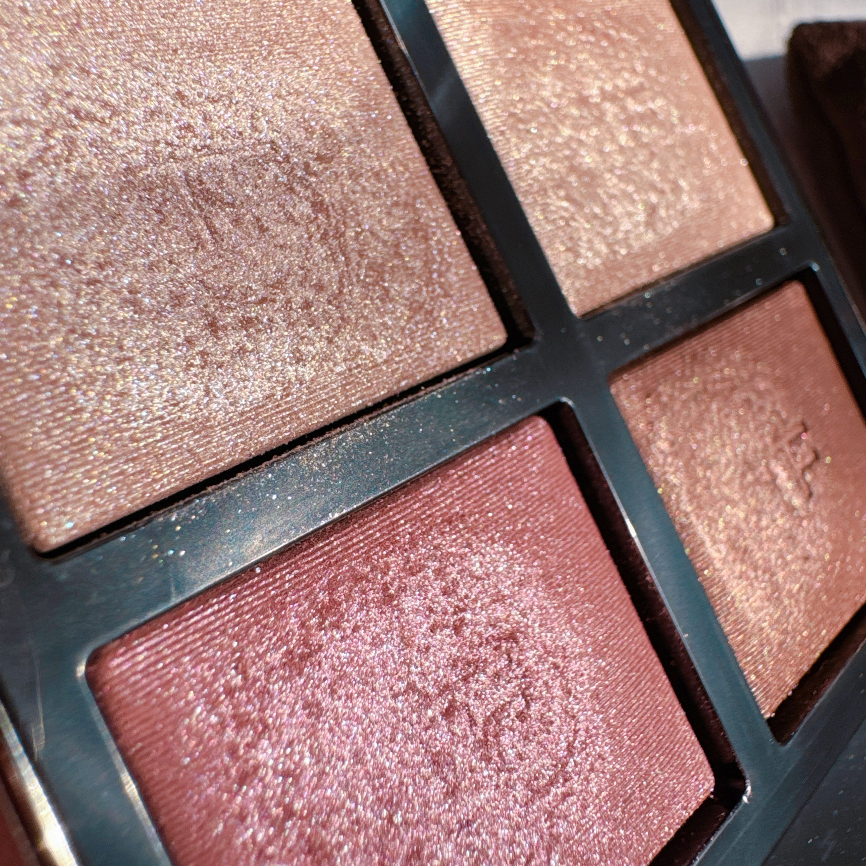 アイ カラー クォード 42A ヘイズィ センシュアリティ / TOM