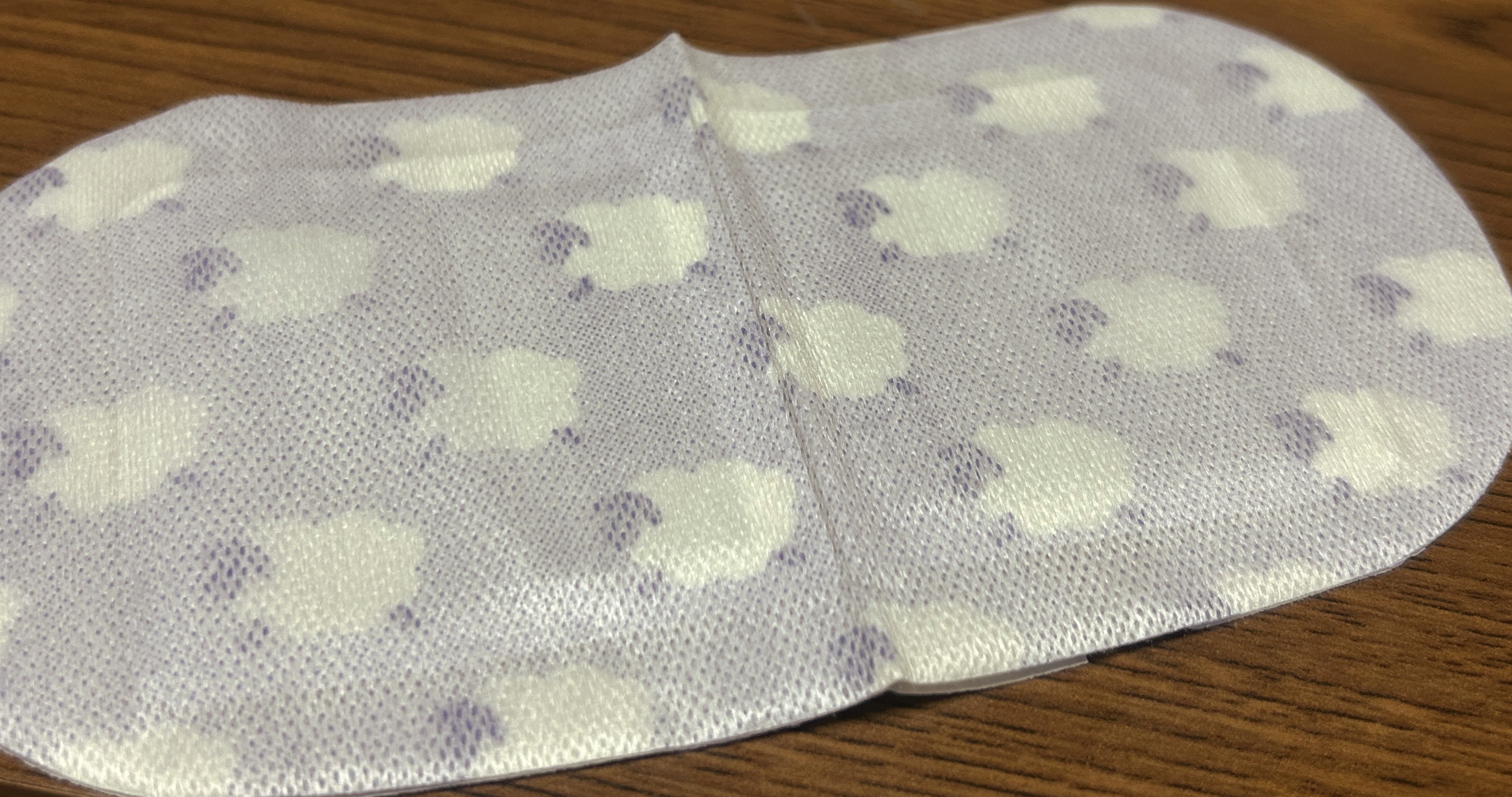 めぐりズム 蒸気でグッドナイト 首もと あったかシート 無香料/めぐりズム/その他を使ったクチコミ（2枚目）