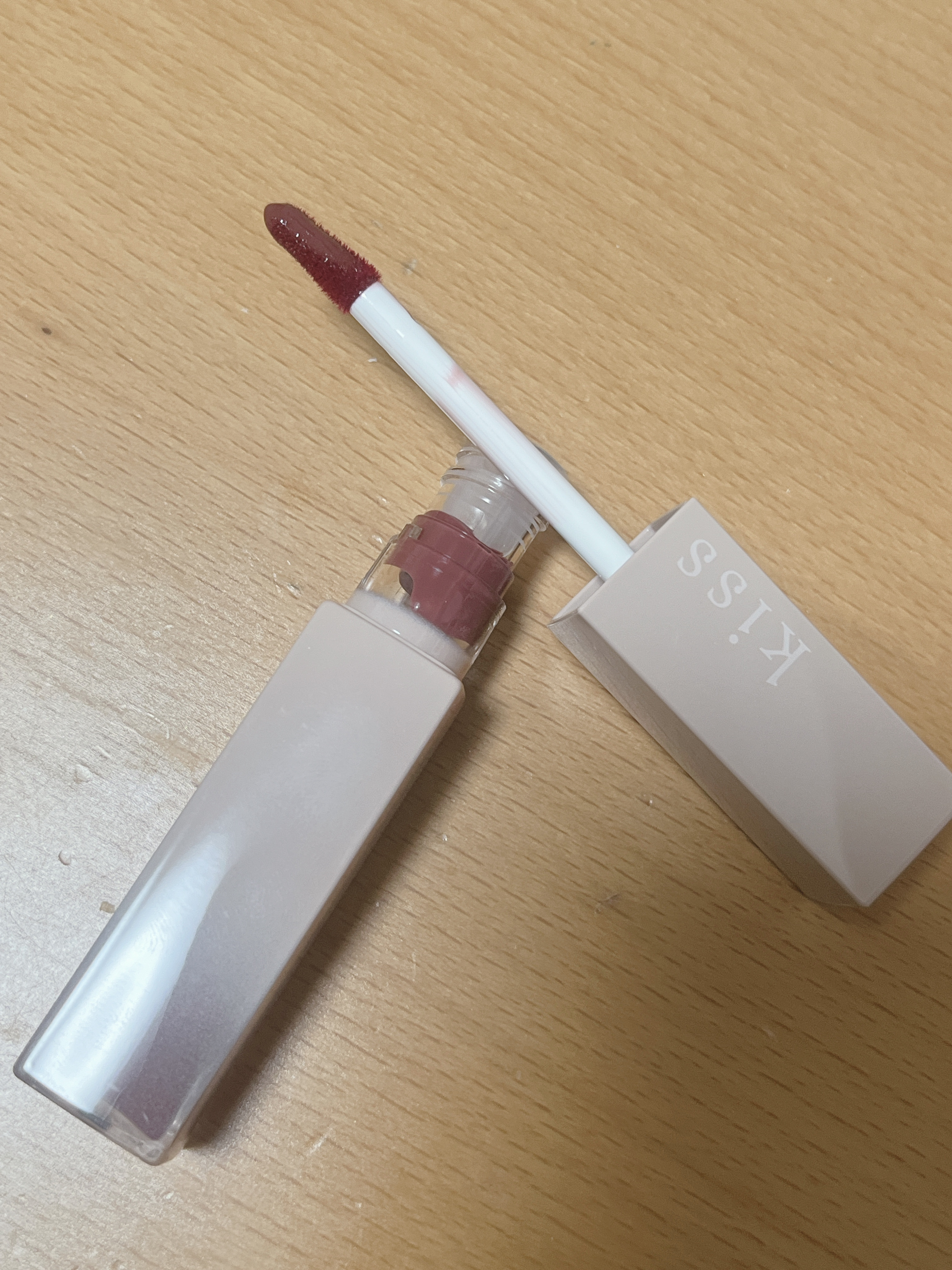 リップアーマーⅩ/KiSS/口紅を使ったクチコミ（2枚目）