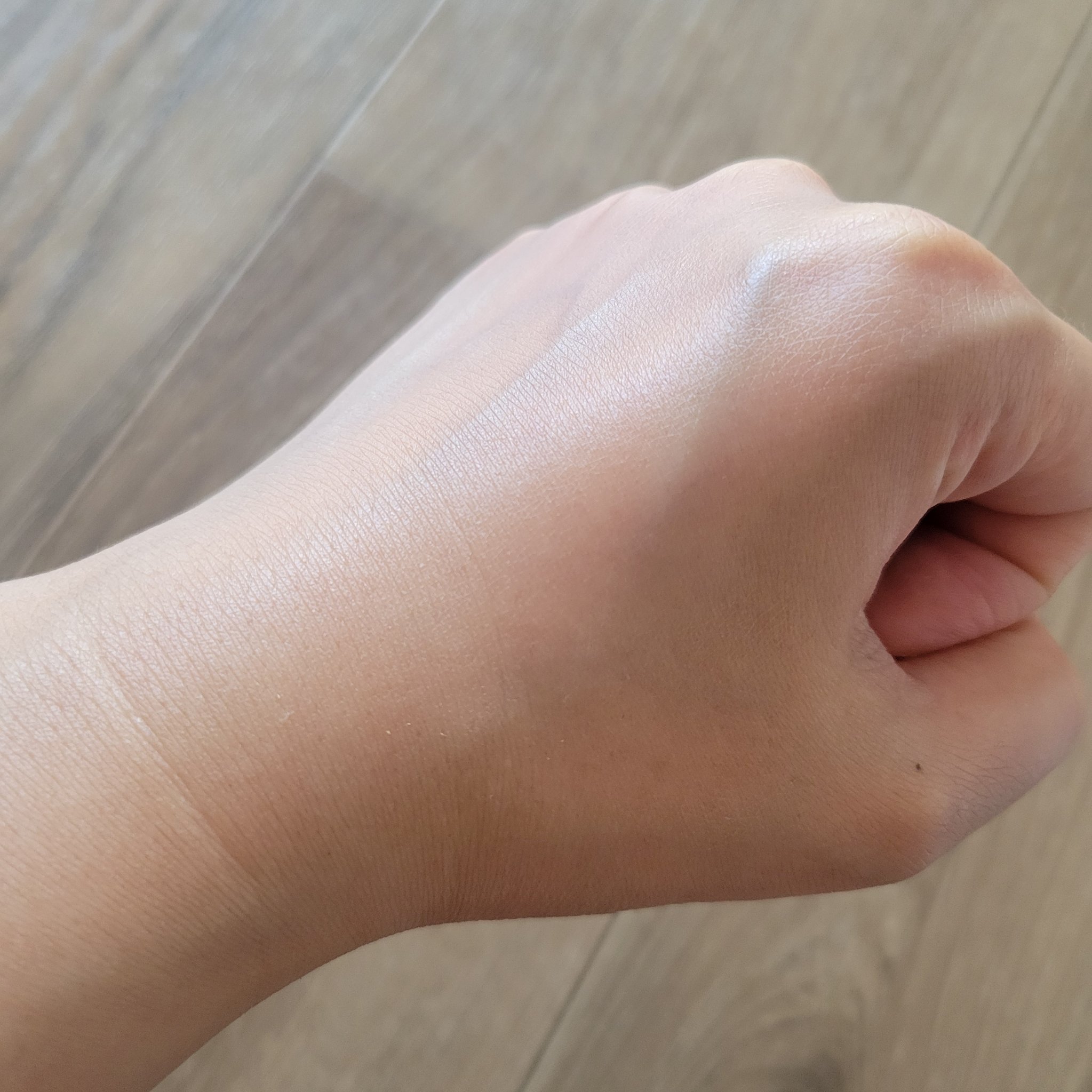 ウォータフルトーンアップサンクリーム/ダルバ/日焼け止めクリームを使ったクチコミ（3枚目）