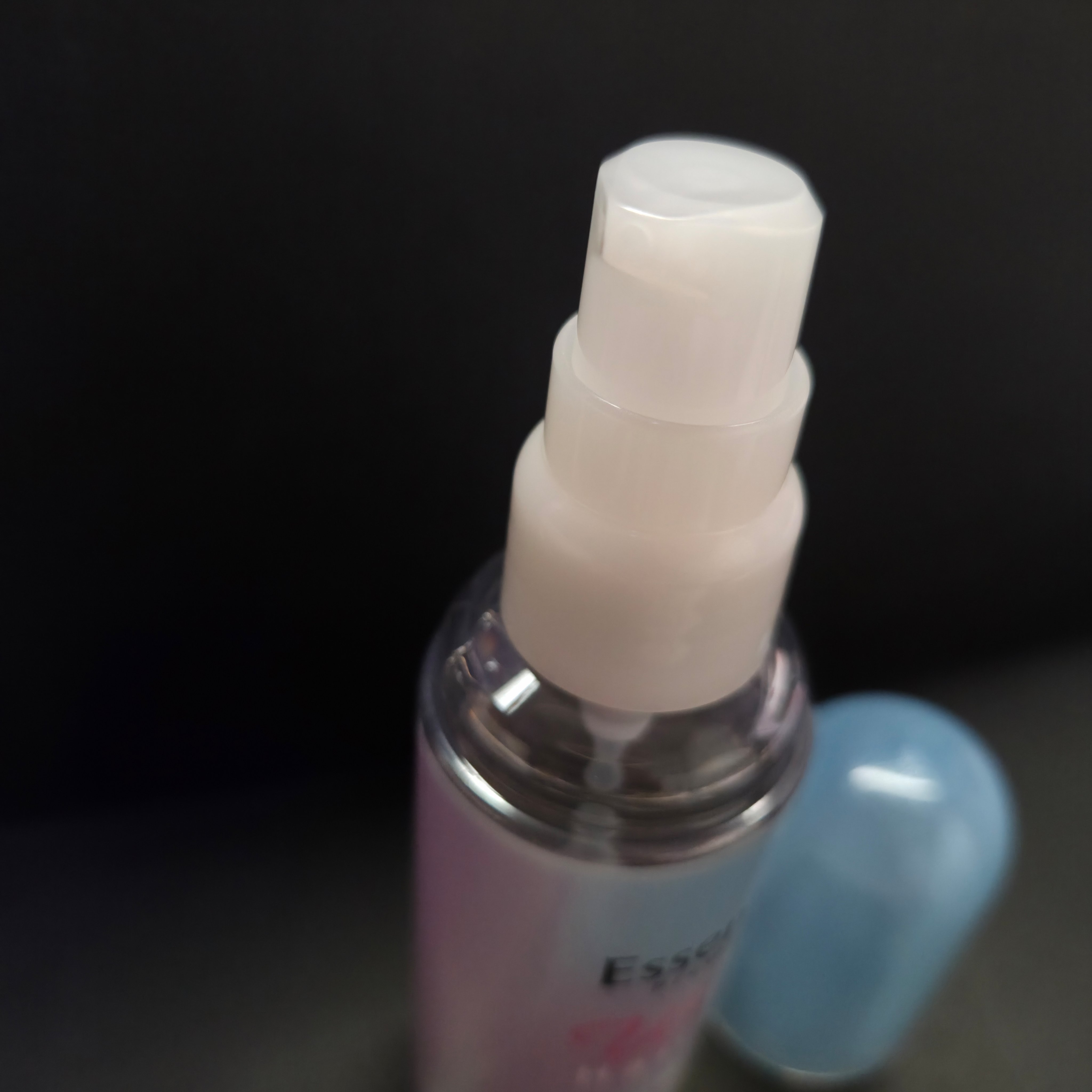 エッセンシャル プレミアム うるりキラリオイル/エッセンシャル/ヘアオイルを使ったクチコミ（2枚目）