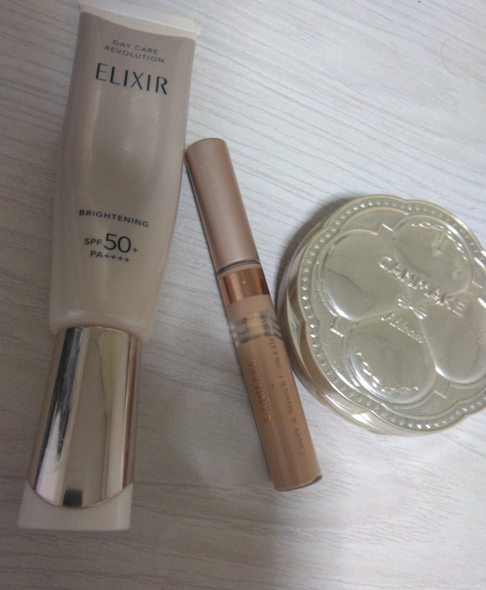 カバー＆ストレッチコンシーラー UV/キャンメイク/リキッドコンシーラーを使ったクチコミ（1枚目）