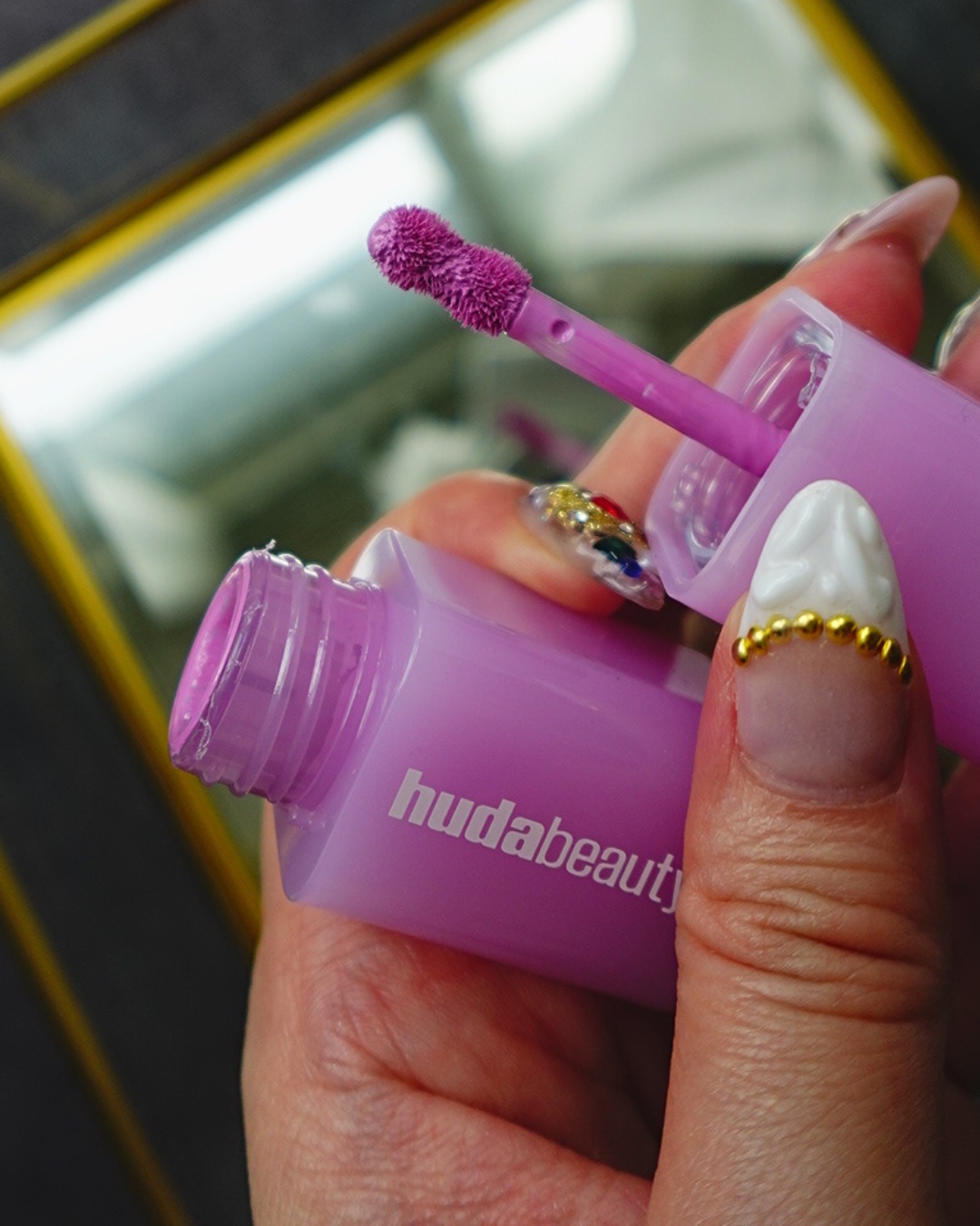 BLUSH FILTER/Huda Beauty/リキッドチークを使ったクチコミ（2枚目）