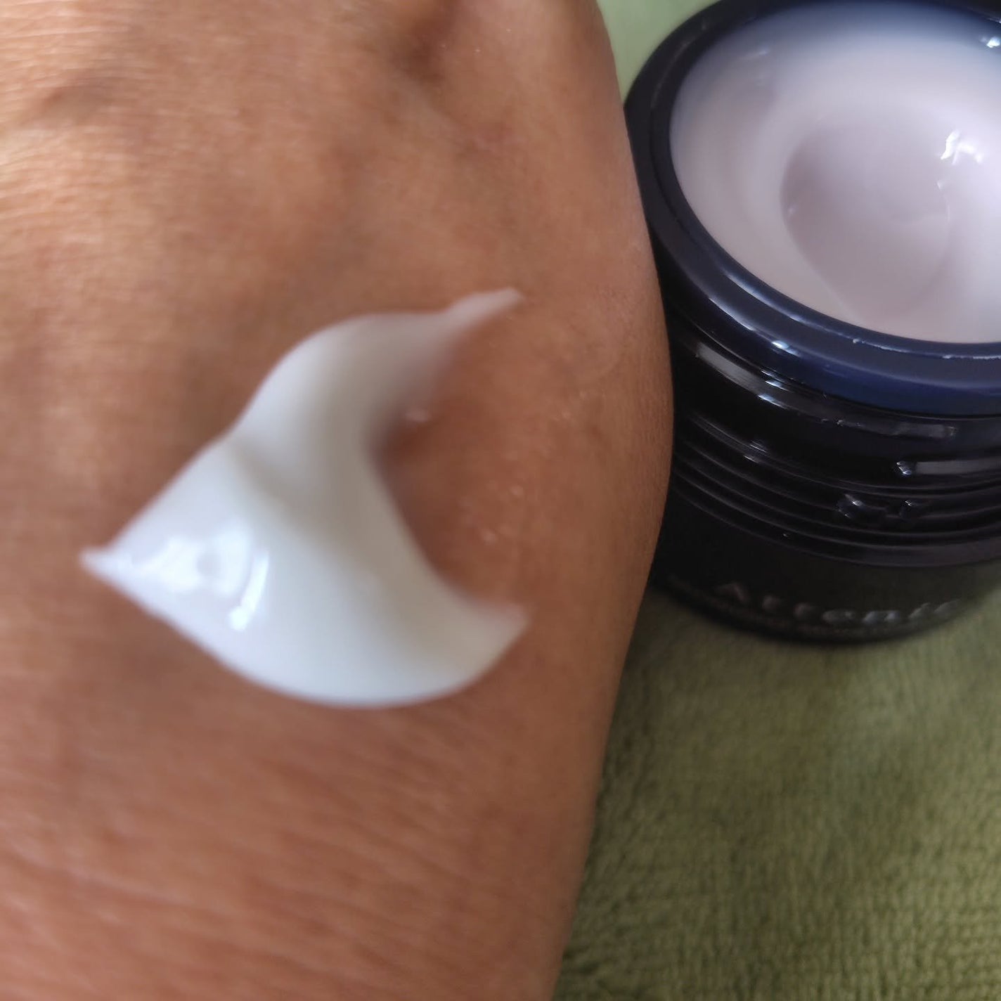 きよりん on LIPS 「#PR#アテニア@attenir_officialアテニアミッ..」(2枚目)