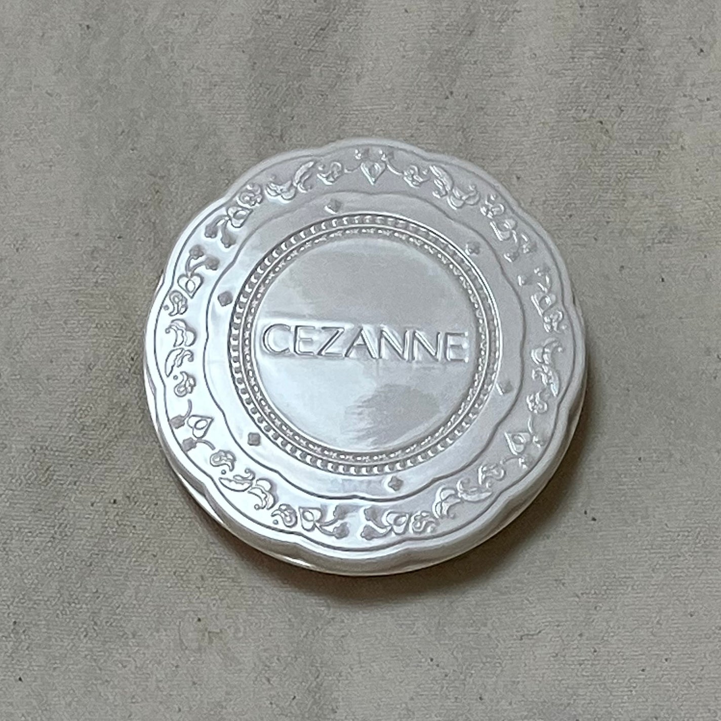 UVシルクカバーパウダー/CEZANNE/プレストパウダーを使ったクチコミ(1枚目)