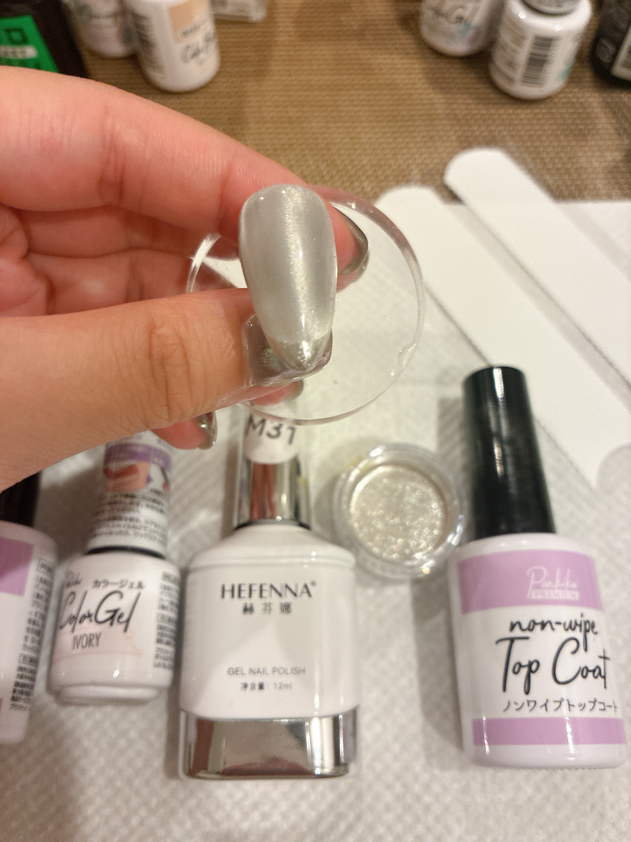 ミラーネイルパウダー/DAISO/ネイル用品を使ったクチコミ（2枚目）