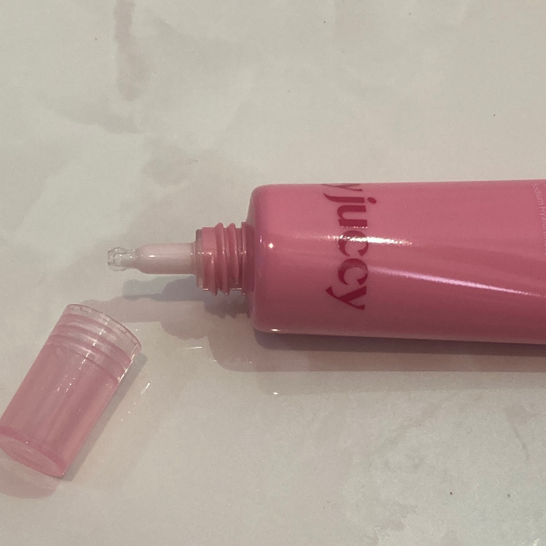 Gooseberry Juicy Glow-up Sun Serum/By Juccy/日焼け止めミルクを使ったクチコミ（2枚目）