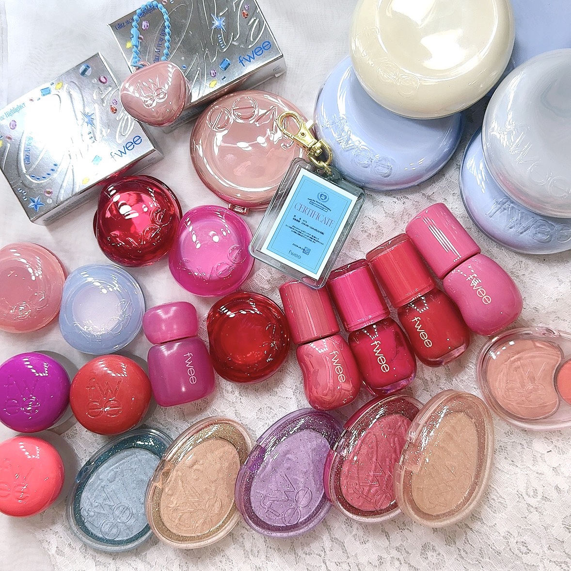 フィー クッションガラス ナチュラル/fwee/クッションファンデーションを使ったクチコミ（2枚目）