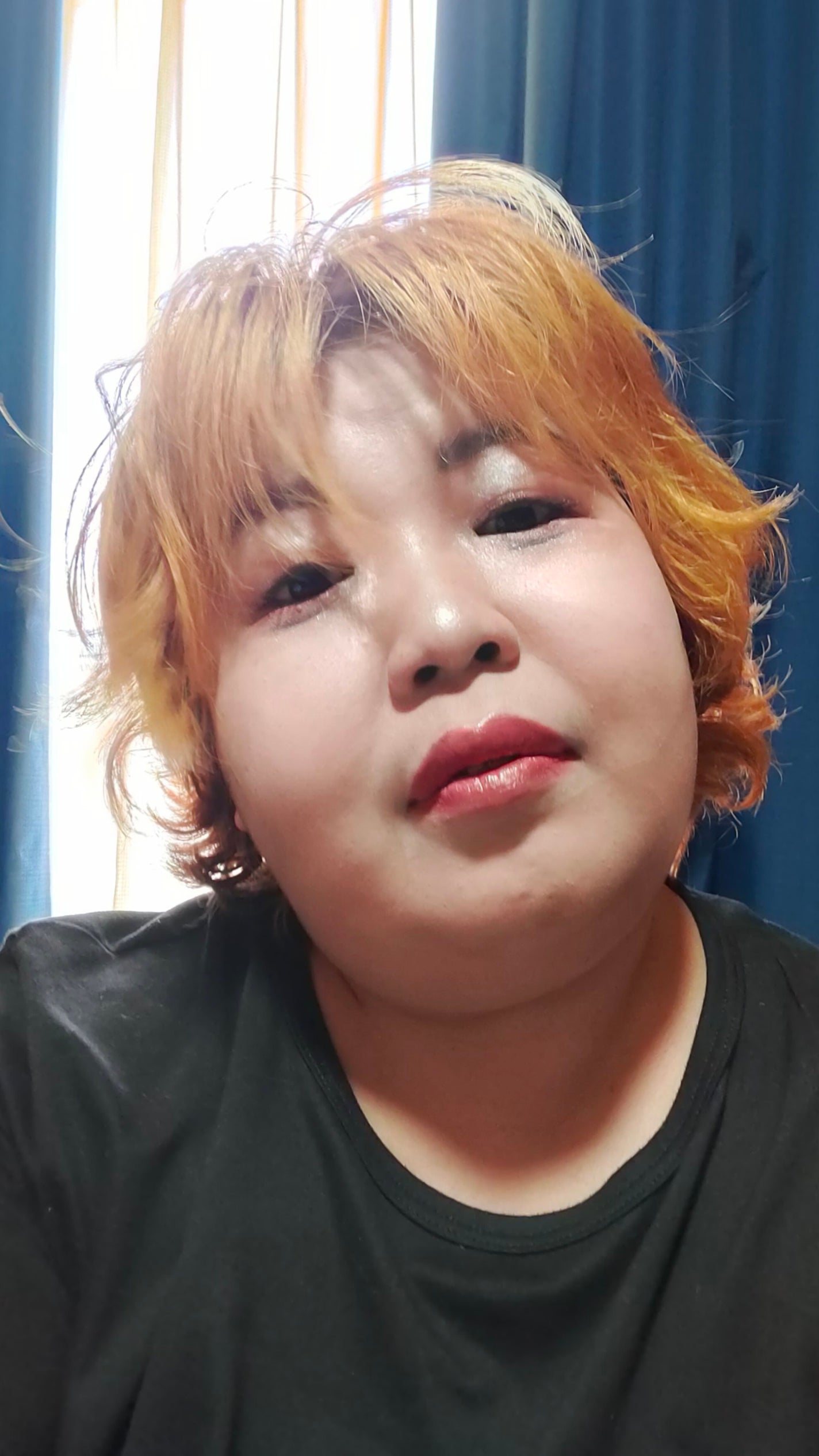 箱 on LIPS 「久しぶりに化粧したよ。どうかな?..」(4枚目)