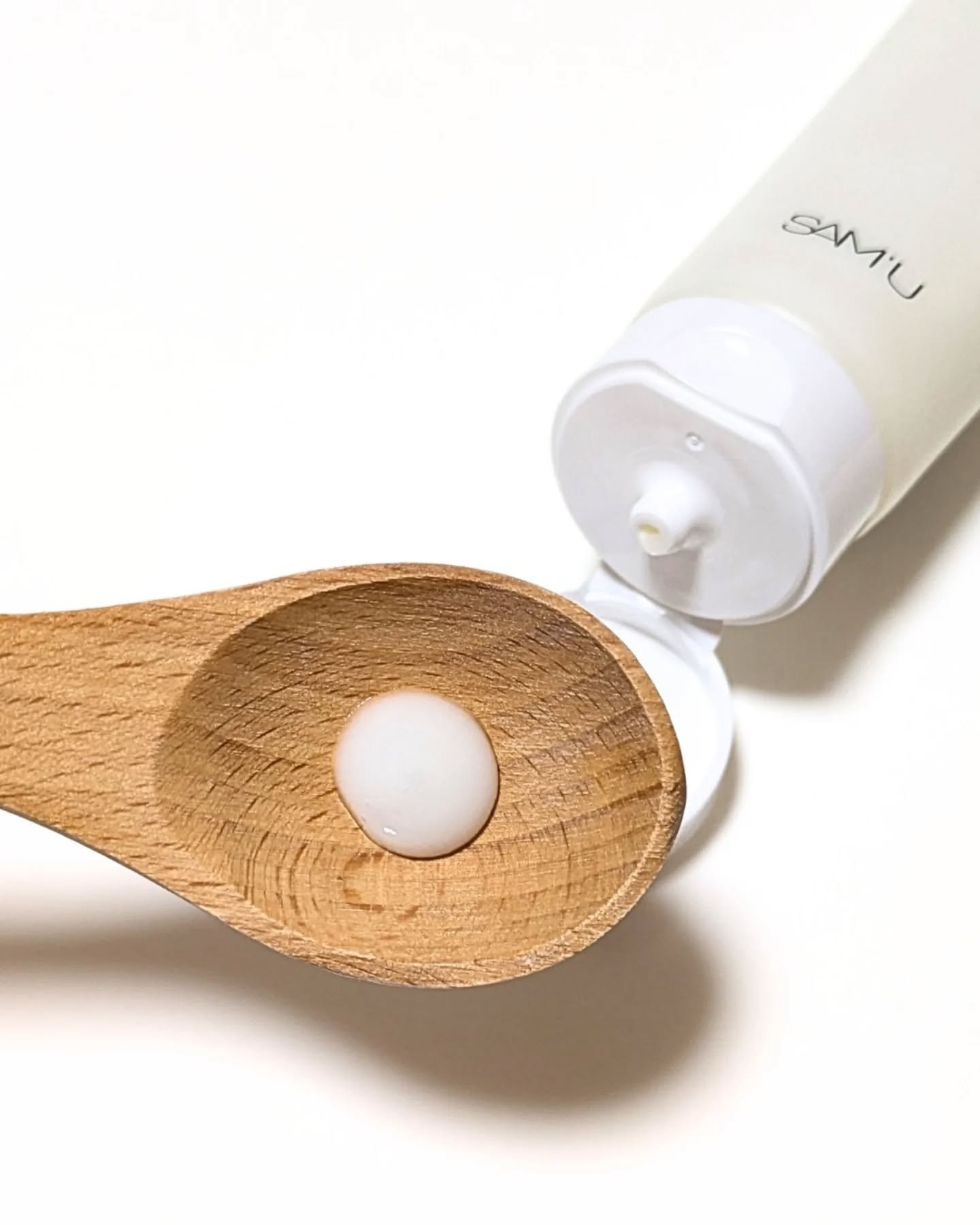 PHセンシティブクラウドピーリングジェル/SAM'U/ピーリングを使ったクチコミ（2枚目）