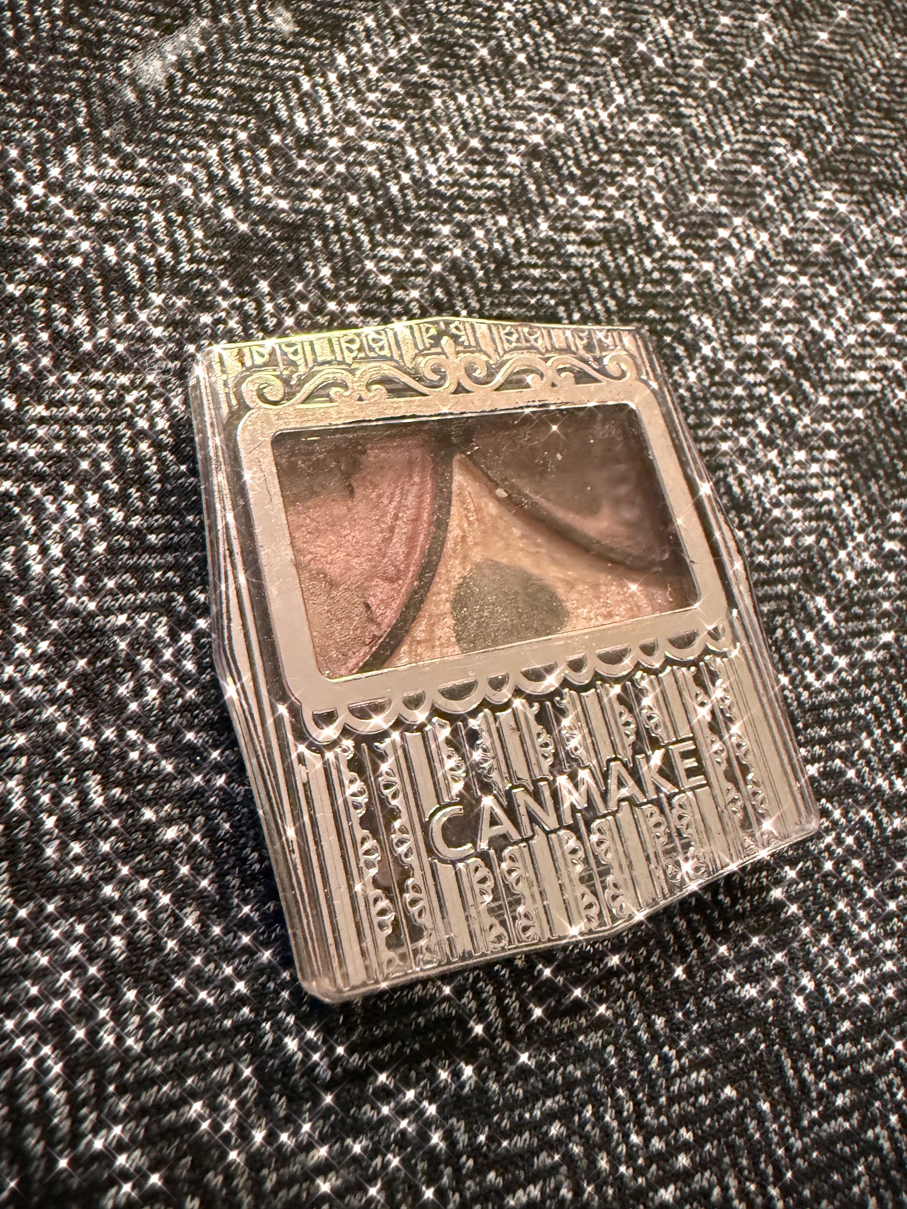 ジューシーピュアアイズ/キャンメイク/アイシャドウパレットを使ったクチコミ（1枚目）