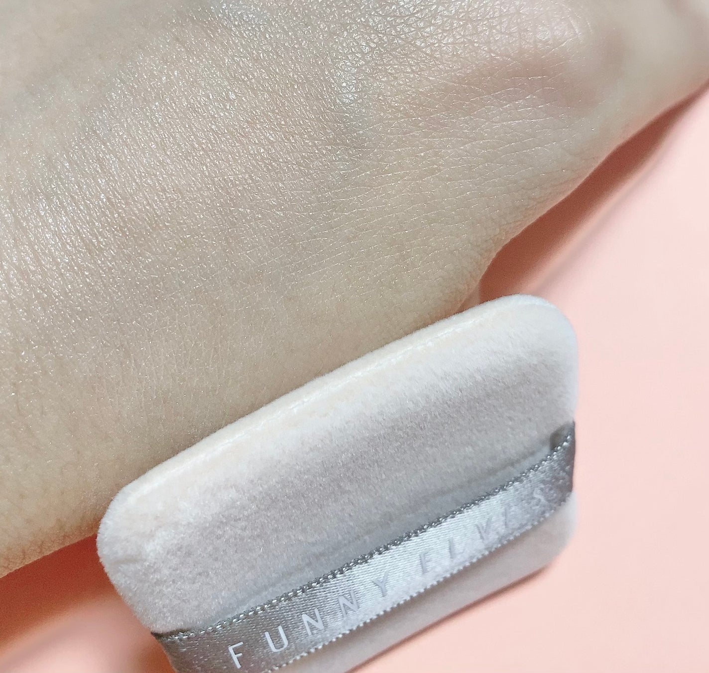 ネビュラ プレストパウダー/FUNNY ELVES方里/プレストパウダーを使ったクチコミ(4枚目)