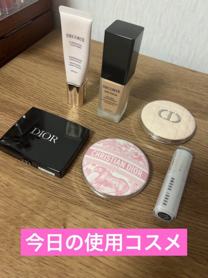 エクストラ カラー シャイン 681 ヌードペタル/BOBBI BROWN/口紅を使ったクチコミ(1枚目)