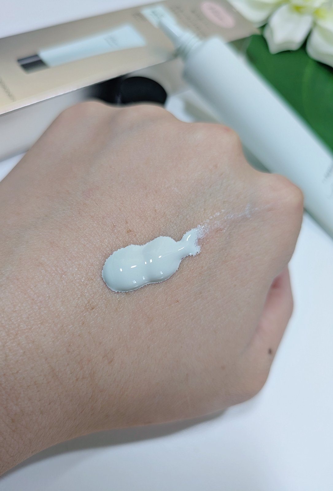 トーンアップ スキン デザイナー/Visée/化粧下地を使ったクチコミ（2枚目）