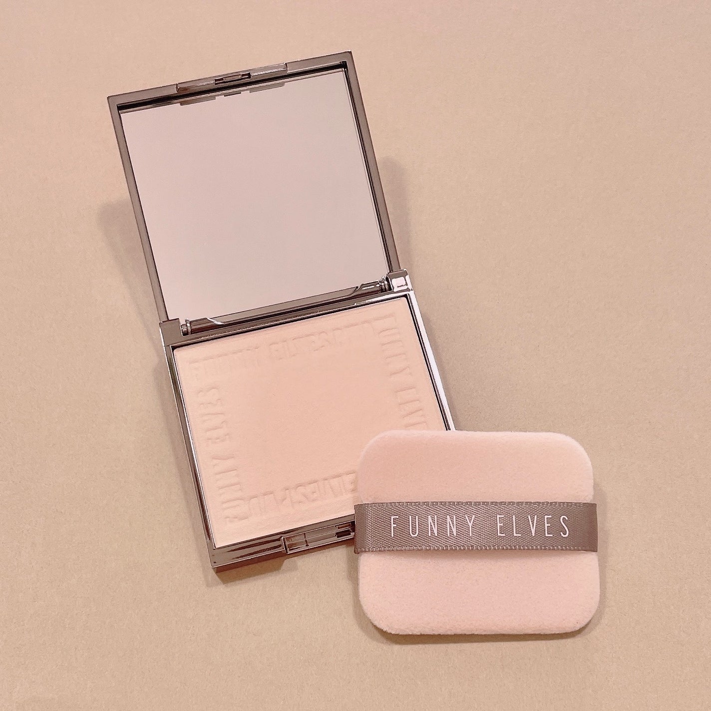 ソフトマットプレストパウダー/FUNNY ELVES方里/プレストパウダーを使ったクチコミ(6枚目)