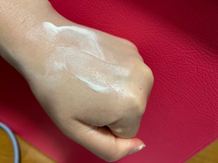 PDRN モイスト トーンアップ サン エッセンス/VT/日焼け止めローションを使ったクチコミ(4枚目)