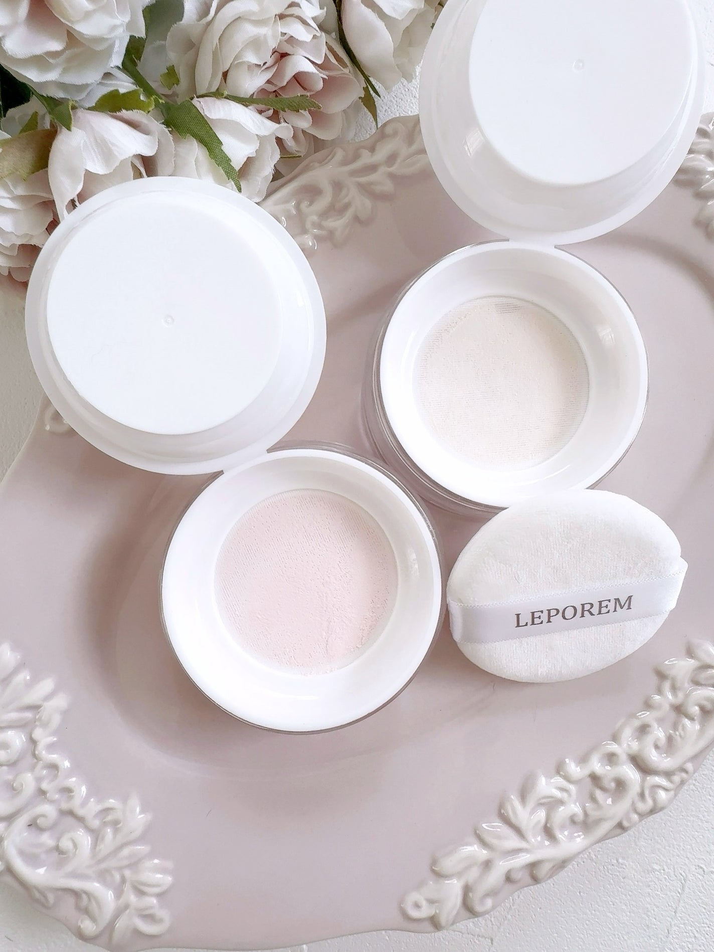 ロコン on LIPS 「♡Newin♡最近のお気に入りフェイスパウダー💗┈┈┈┈┈┈┈..」(2枚目)