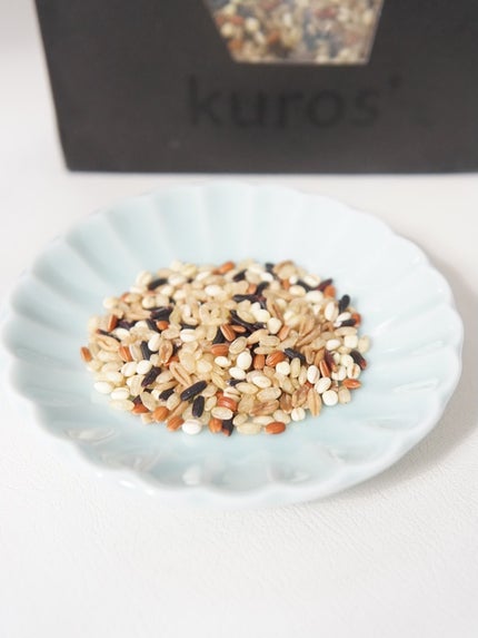 ネココ フォロバします🐈 on LIPS 「今日はおにぎりランチ。白米に混ぜたのは五穀米ブレンド|スーパー..」(4枚目)