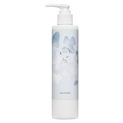 O by F オーバイエッフェ リペアトリートメント シルバーオスマンサスの香り