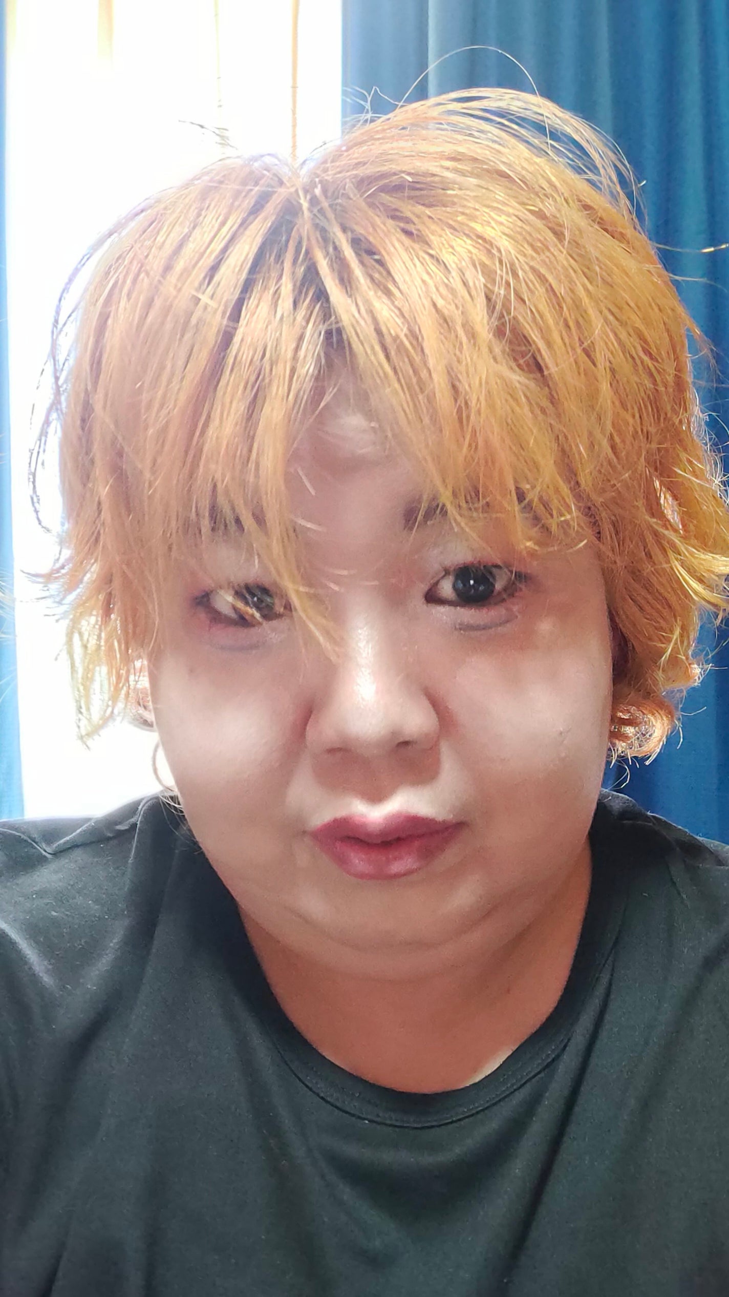 箱 on LIPS 「久しぶりに化粧したよ。どうかな?..」(3枚目)