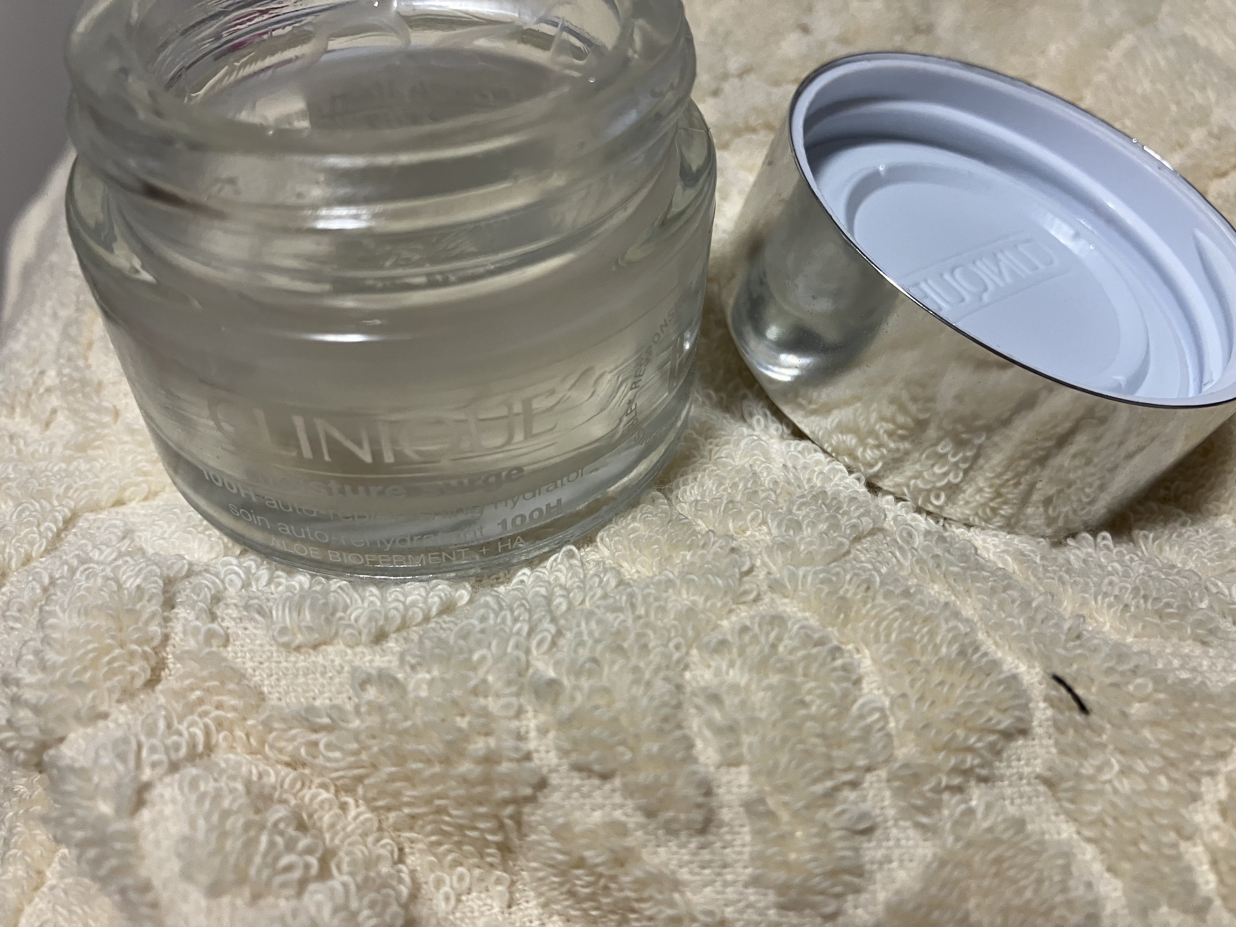 モイスチャー サージ 72 ハイドレーター/CLINIQUE/フェイスクリームを使ったクチコミ（1枚目）