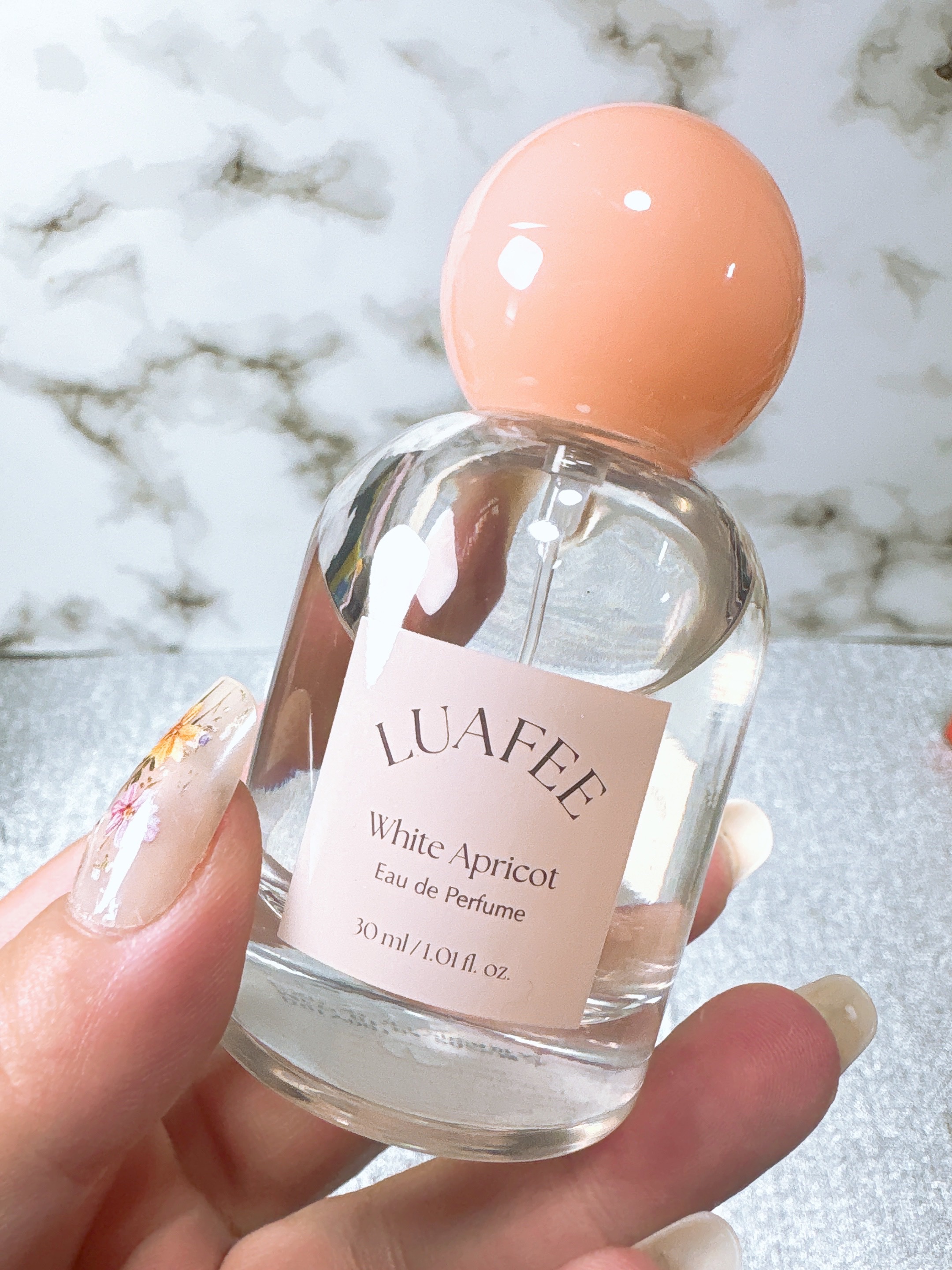 ホワイトアプリコット/LUAFEE/香水(レディース)を使ったクチコミ（2枚目）