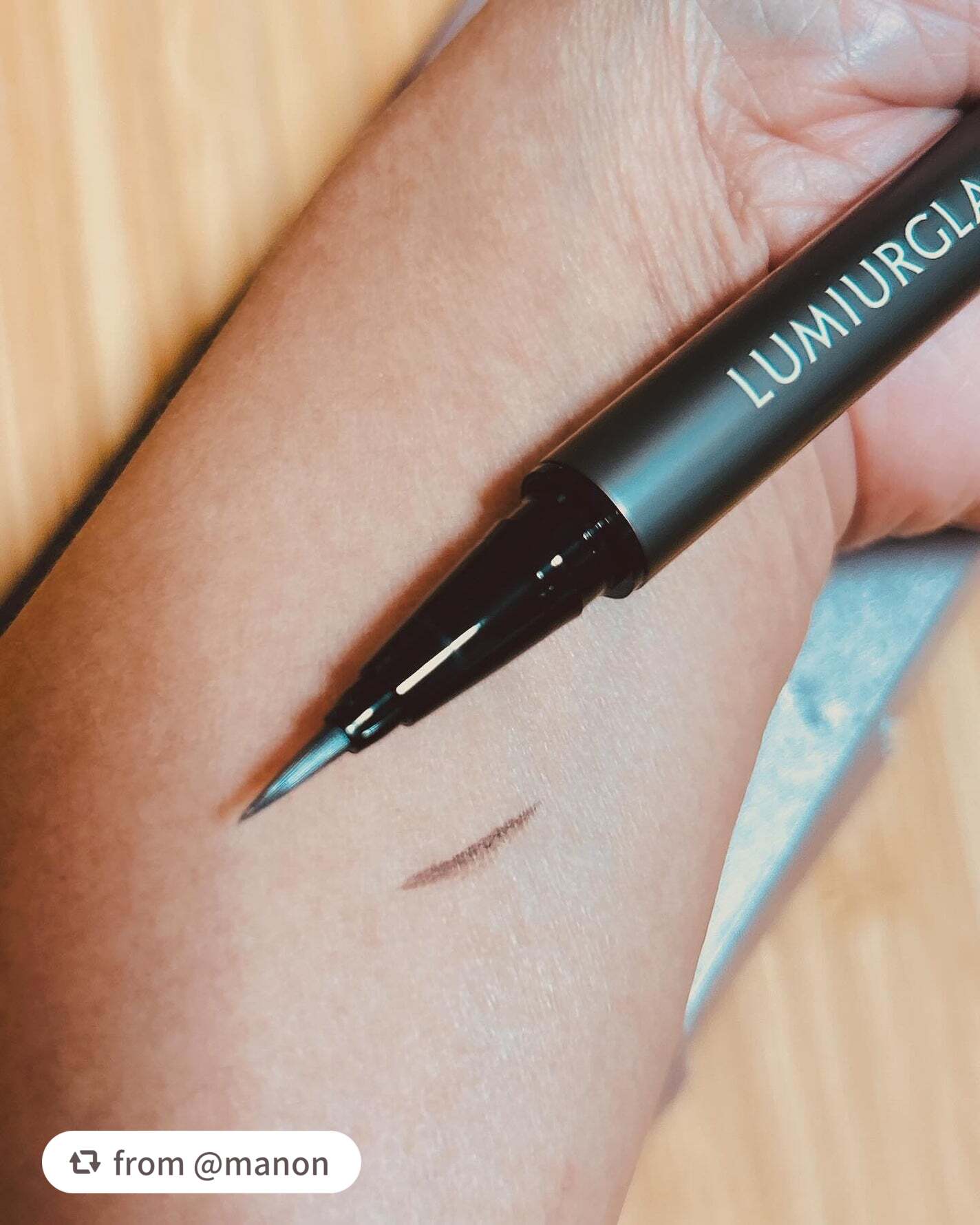スキルレスライナー/LUMIURGLAS/リキッドアイライナーを使ったクチコミ(3枚目)