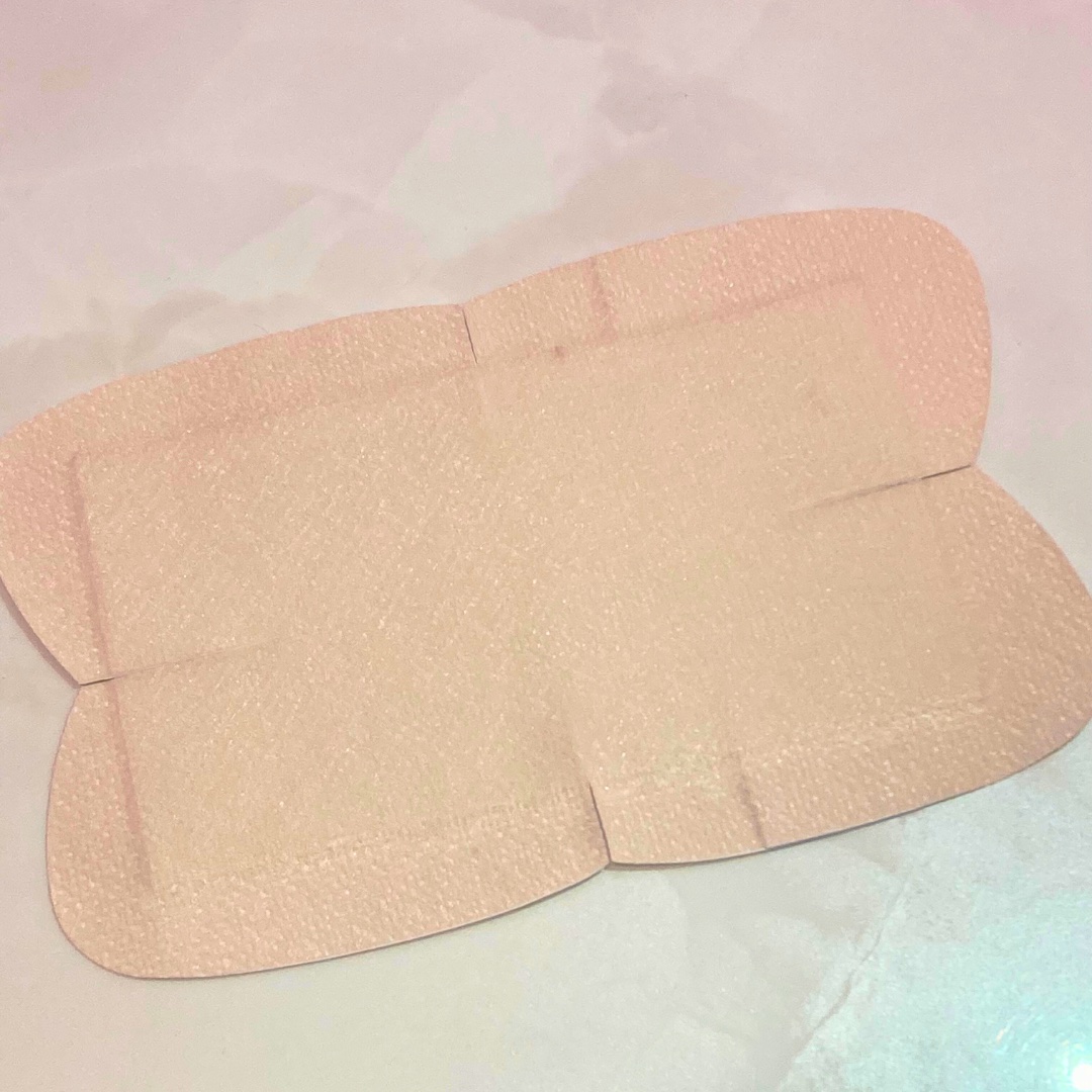 シアバター スリーピング ヒール パッチ/BAREN/レッグ・フットケアを使ったクチコミ（3枚目）