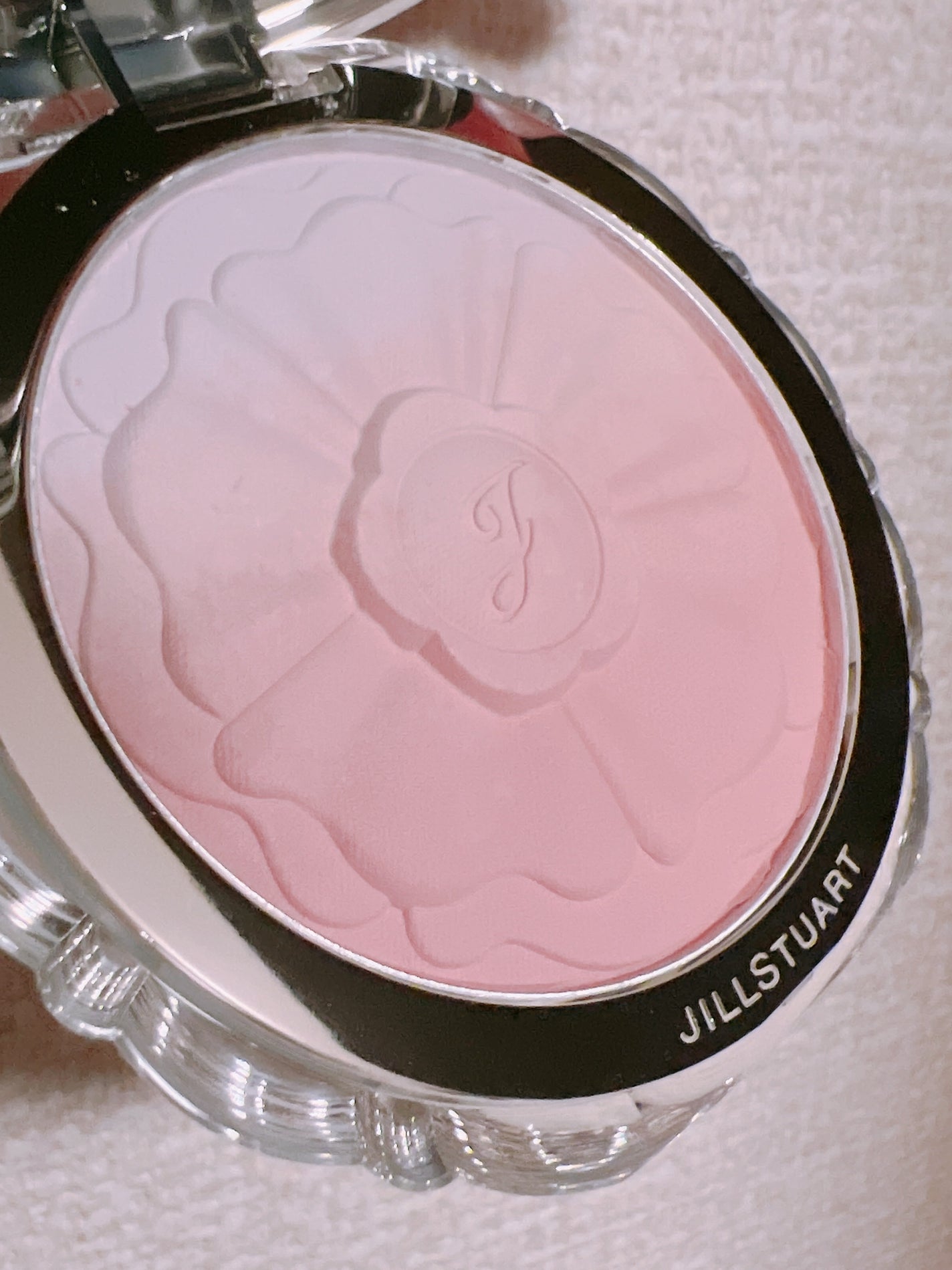 ジルスチュアート パステルペタル ブラッシュ/JILL STUART/パウダーチークを使ったクチコミ(1枚目)