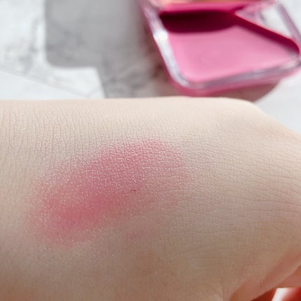 エッセンシャル リップチーク タップ/CLIO/ジェル・クリームチークを使ったクチコミ(2枚目)