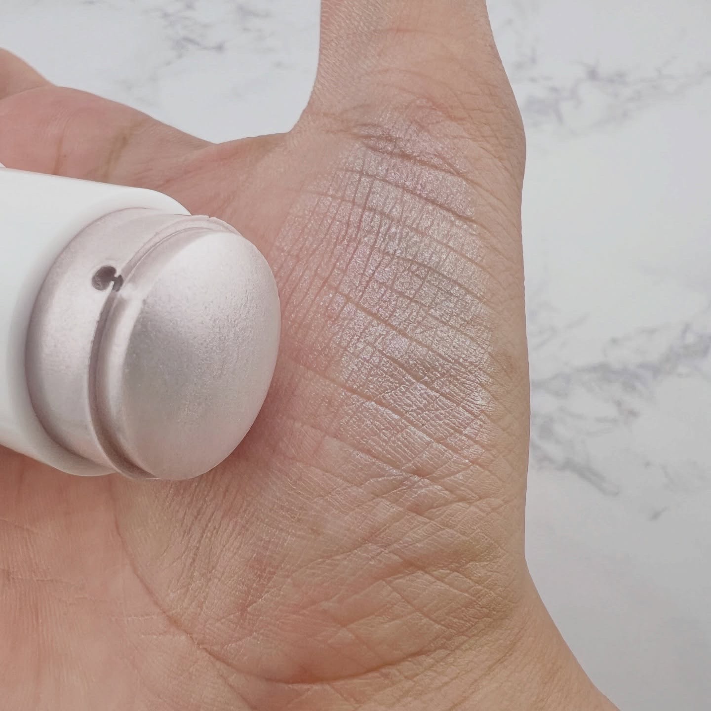 グミハイライト/mamicosme/スティックハイライトを使ったクチコミ（3枚目）