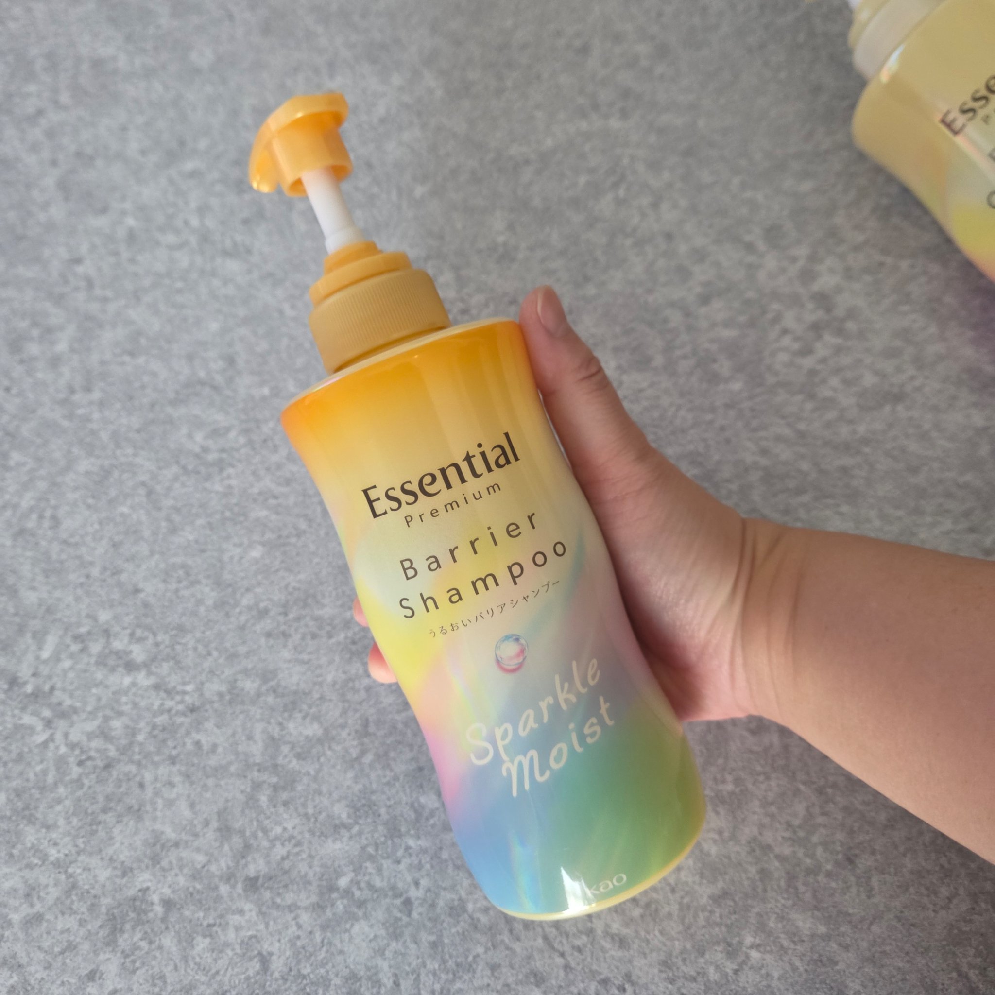 エッセンシャルプレミアム バリアシャンプー・コンディショナー スパークルモイスト/エッセンシャル/市販シャンプーを使ったクチコミ（2枚目）