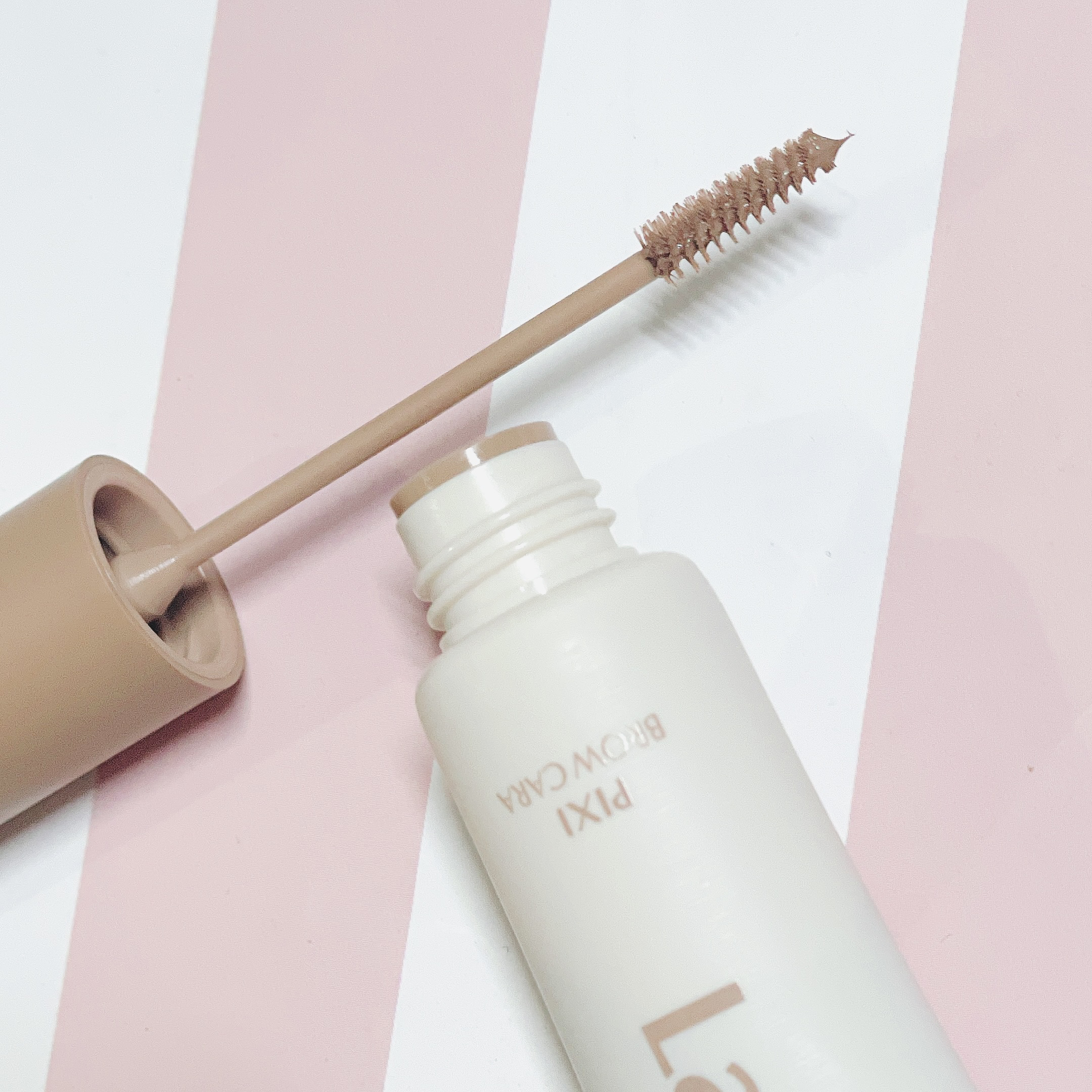 ラカ ピクシーブロウカラ/Laka/眉マスカラを使ったクチコミ（3枚目）