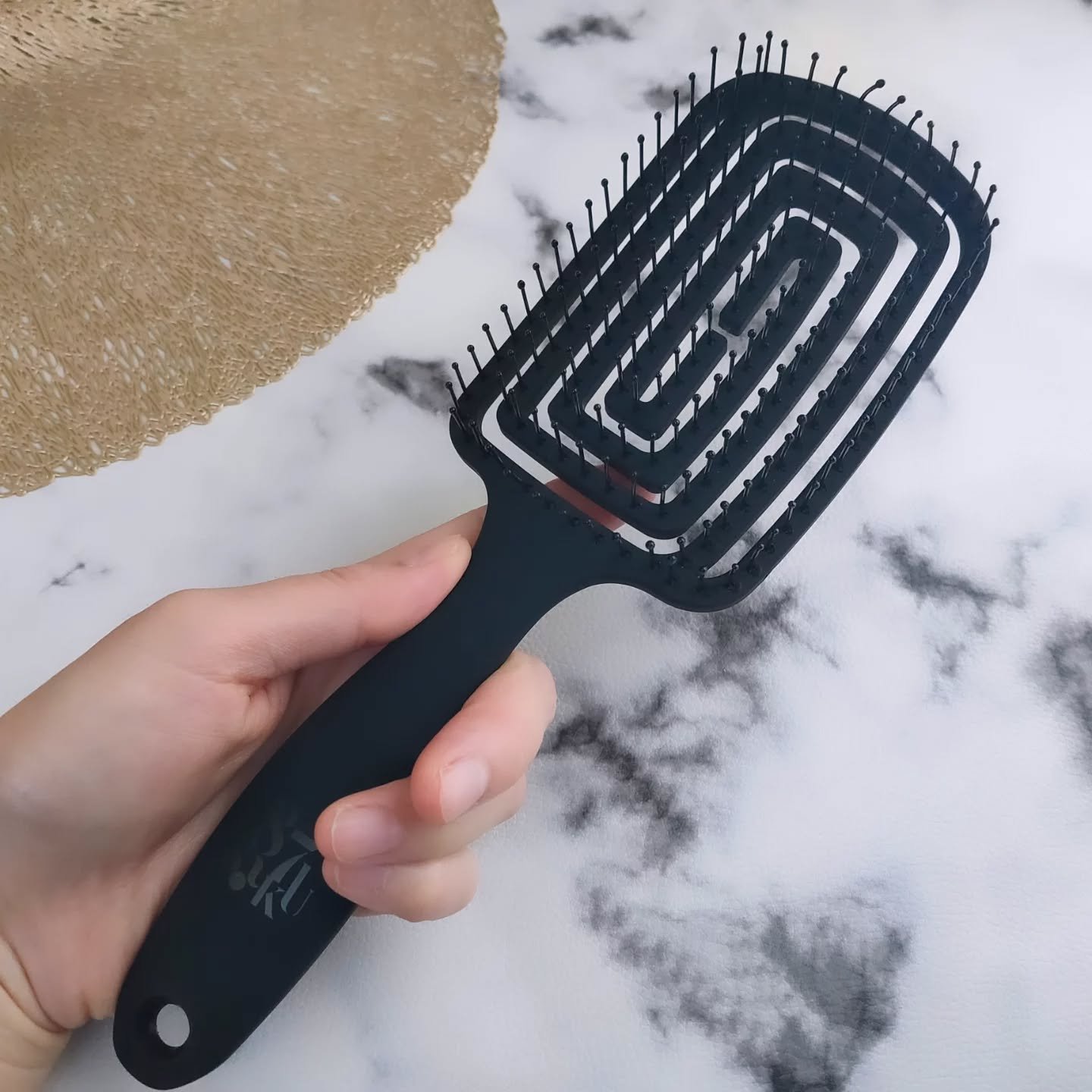 87saku ハナサク 速乾ブラシ/87saku/ヘアブラシを使ったクチコミ（3枚目）