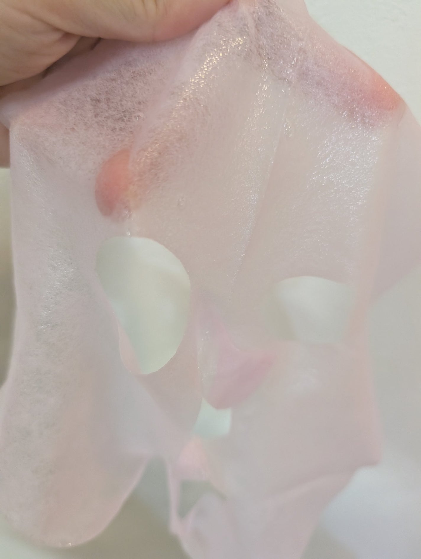 あやか on LIPS 「モイストコラーゲンフェイシャルマスクコラーゲン&ヒアルロン酸で..」(3枚目)